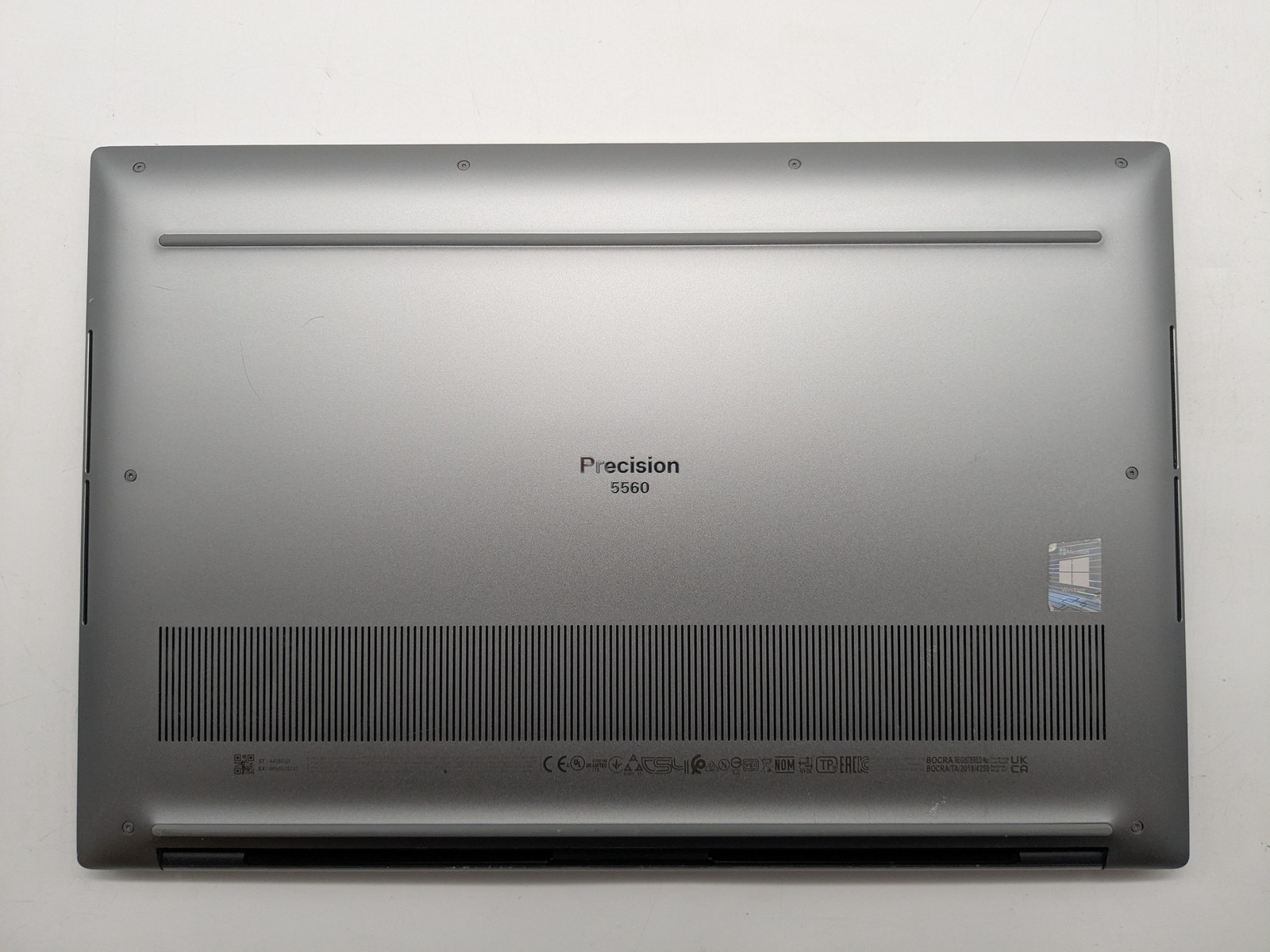 Dell Precision 5560 15.6″ FHD+ I7-11800H 512GB SSD 32GB W11P T1200 IRCam