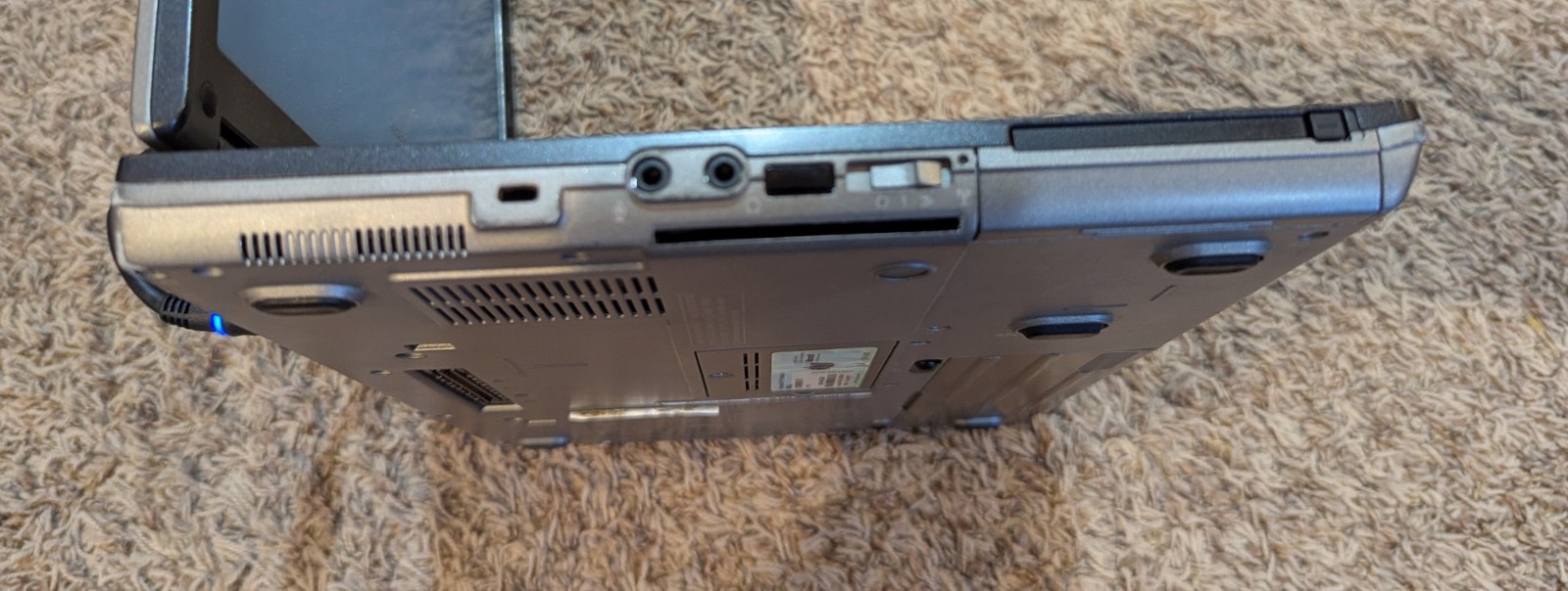 Dell Latitude D620 2.5GB RAM Laptop Windows 10 Pro, 240GB SSD – TESTED