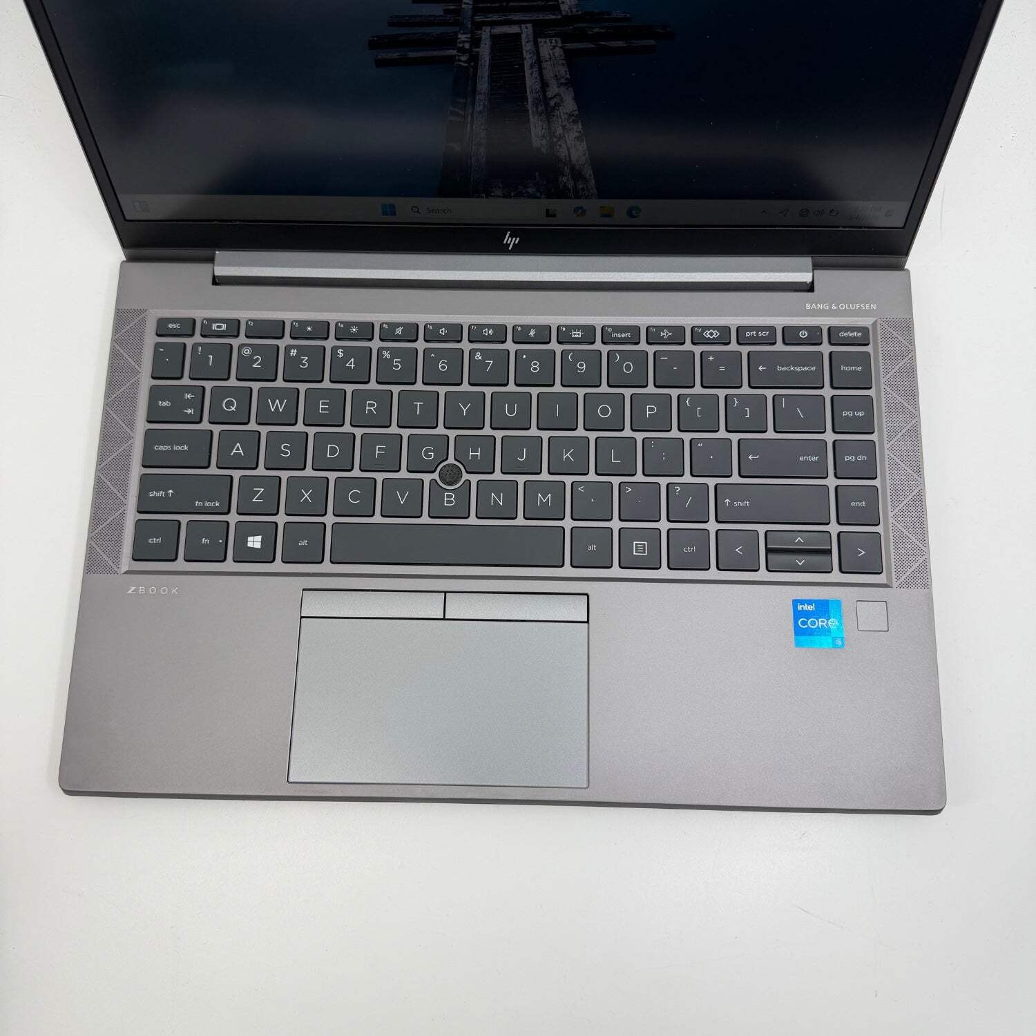 HP ZBook Firefly 14 G8 14″ i5-1145G7 2.6GHz 32GB RAM 256GB SSD