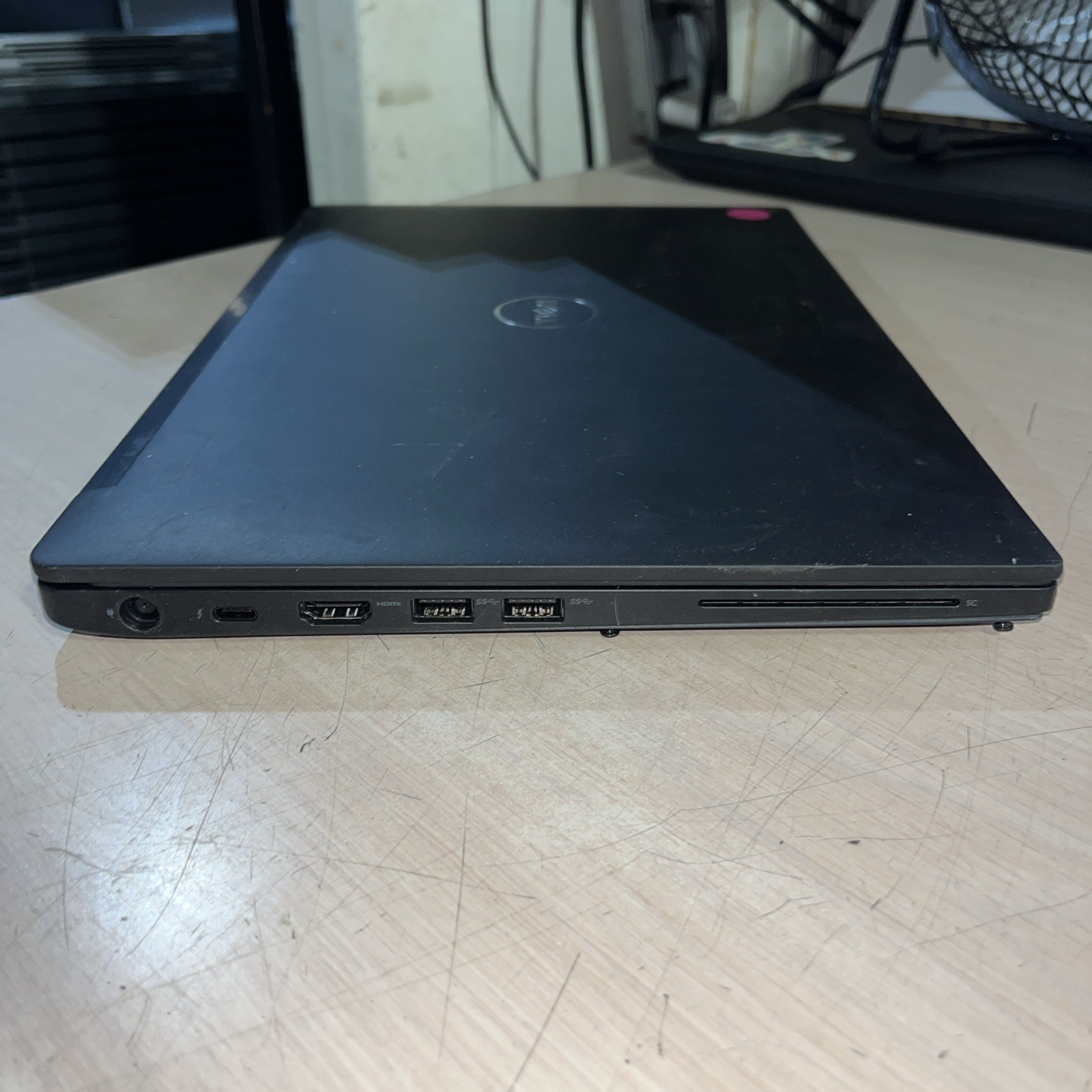 DELL LATITUDE 7480 INTEL CORE I7-7600U 2.80GHZ 8GB RAM NO HD .