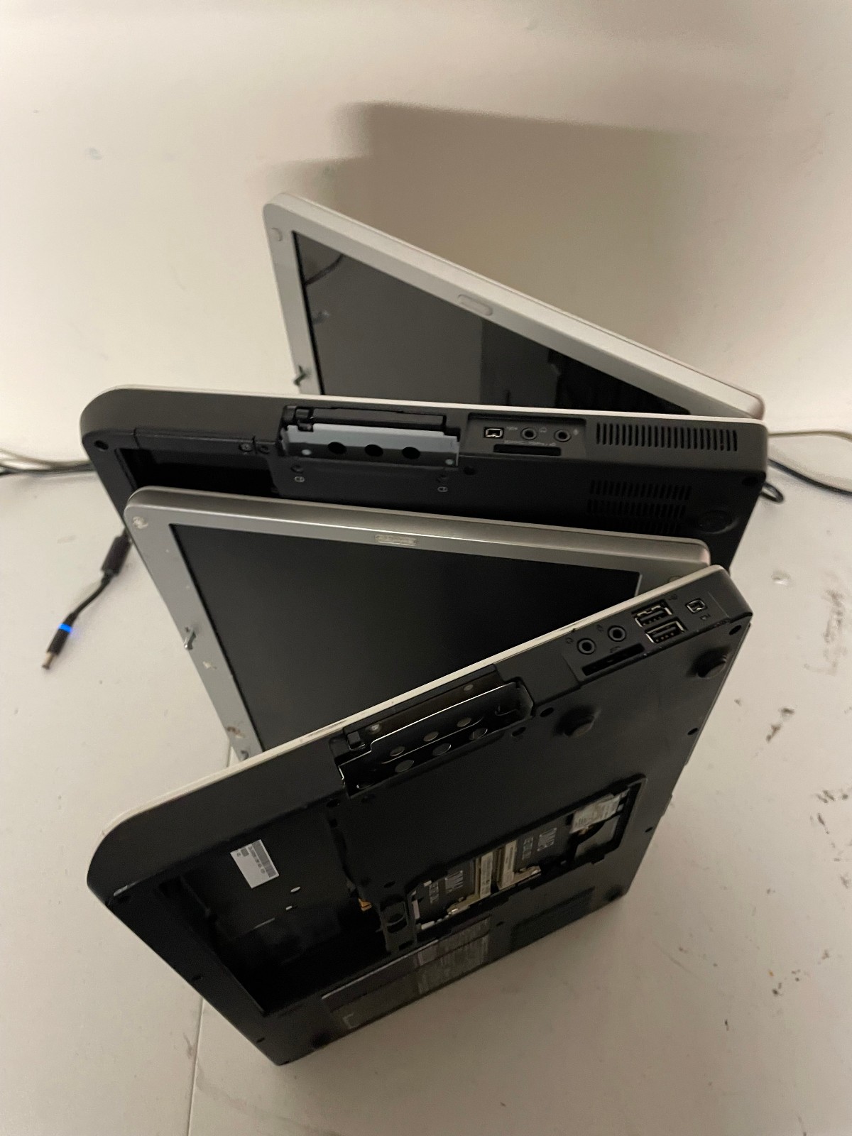 Dell Inspiron E1705 + 6000/E1505 Laptop Untested No Charger For Parts As‑Is