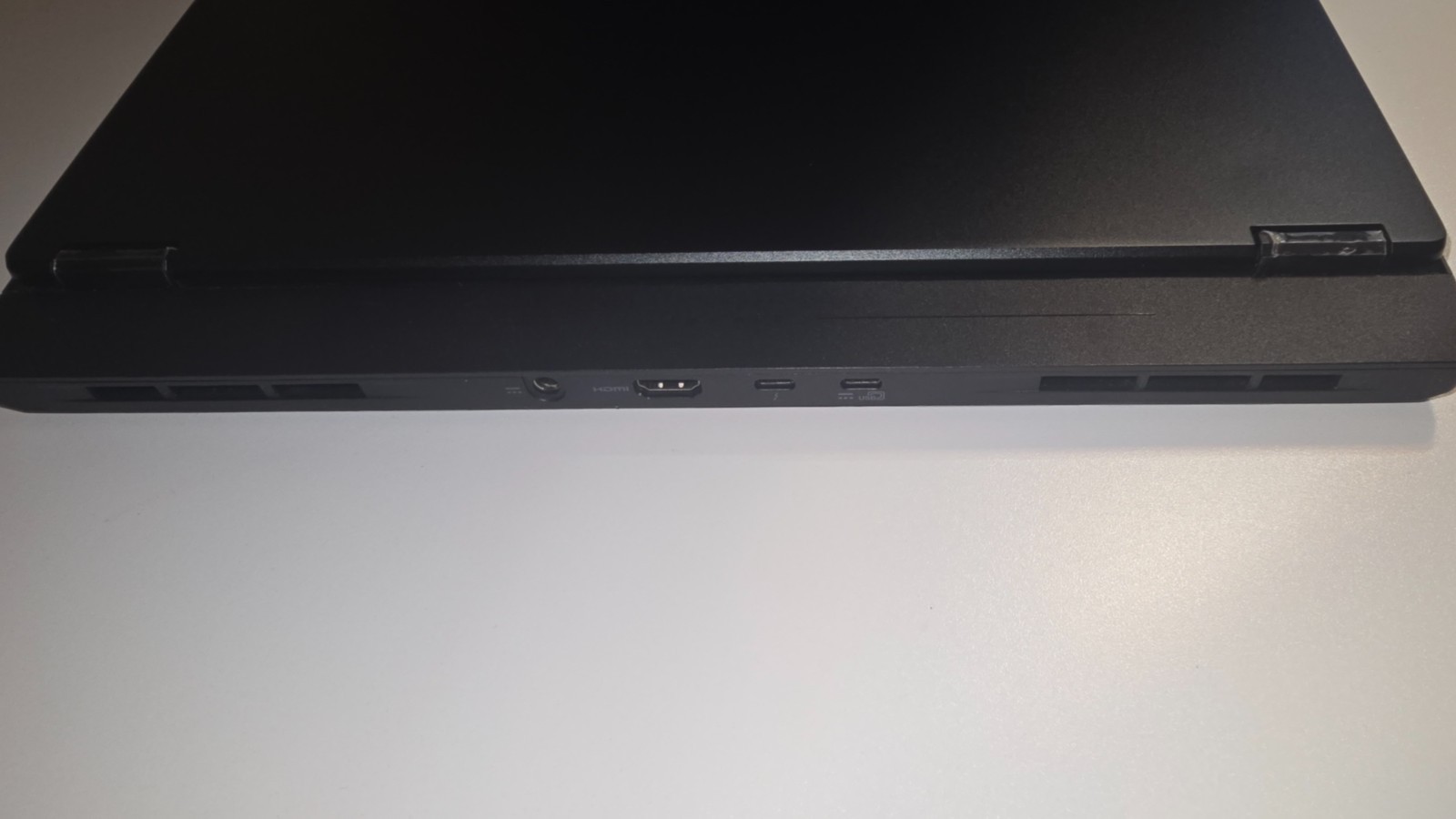 Acer Predator Helios Neo 16S AI 16″ i9 275HX 32GB RAM RTX 5070 Ti 1TB SSD