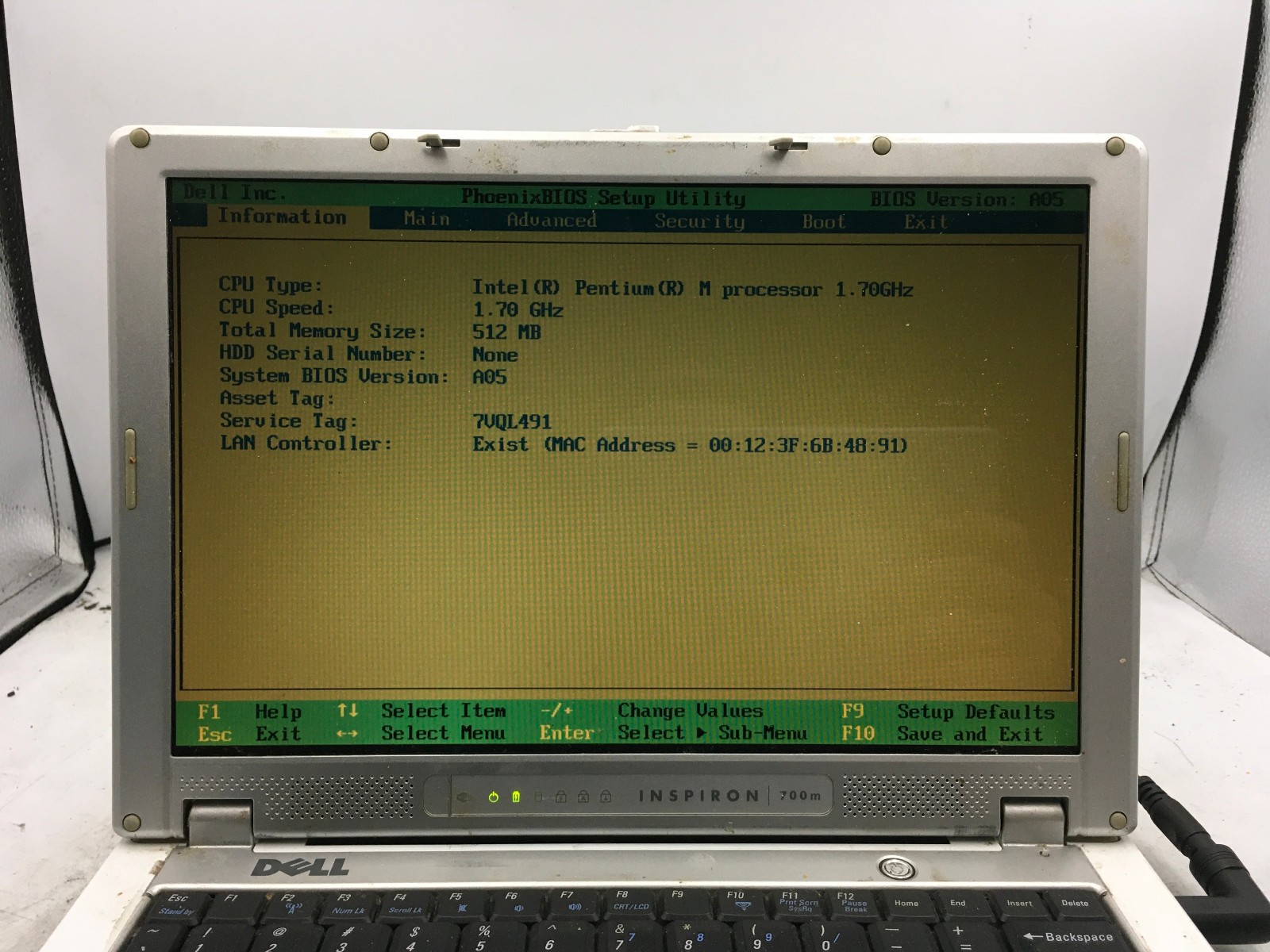 DELL INSPIRON 700M – BOOTS TO BIOS – INTEL PENTIUM M – 512MB – 12″ -READ DESC-BB