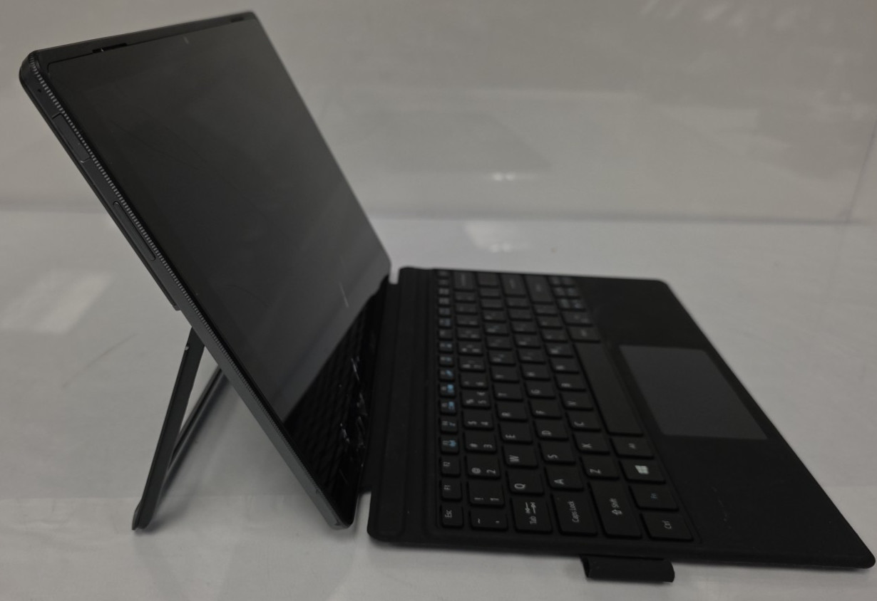 Acer Switch 5 |2-in-1|N17P5 Core i3-7130U|2.70GHz|128GB SSD|4GB Ram w/ Keyboard