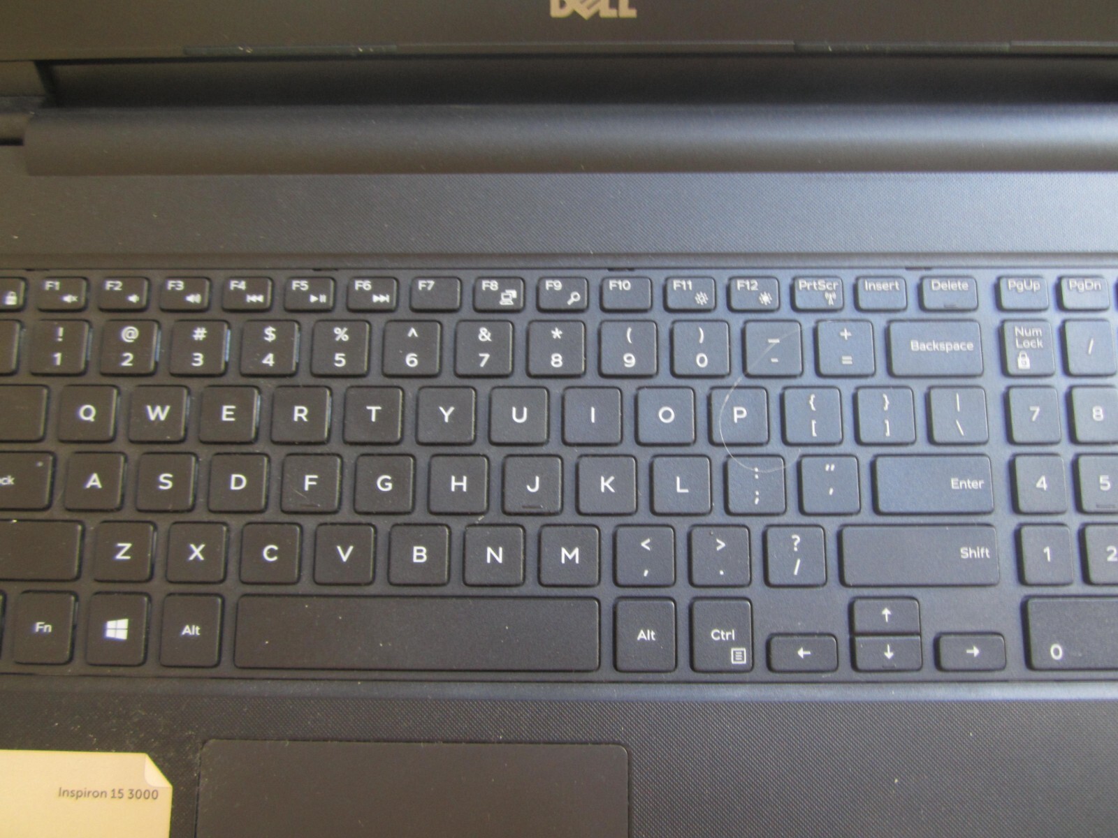 Dell Inspiron 15 3567 Laptop 2.3GHz 4GBRAM 1TBHD SCREEN INTACT NoPwrCord – WORKS