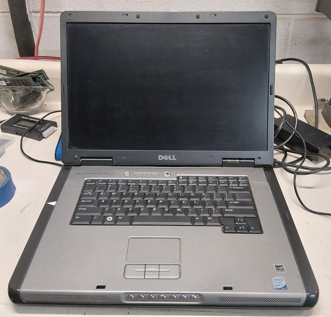 Dell Precision M6300 Intel Core 2 Duo Clasp Broken/BOOTS/NO CORD