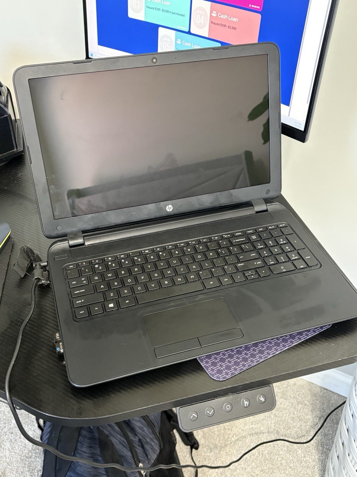 HP 15-1387wm 15.6″ Touchscreen /AMD A8-7410@2.20GHz/4GB/120GB SSD/Win 10/Wifi