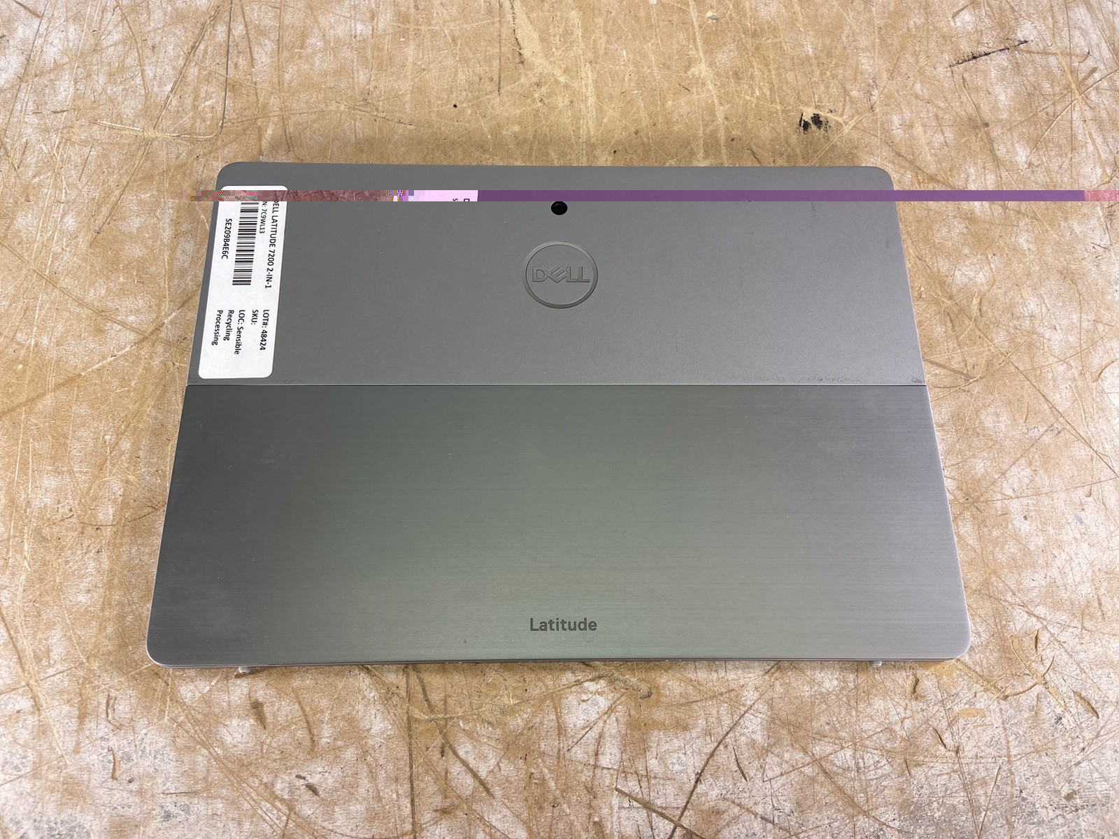 DELL LATITUDE 7200 2-IN-1 i5-8365U @ 1.60GHz, 8GB RAM, NO HDD/OS – (FOR PARTS)