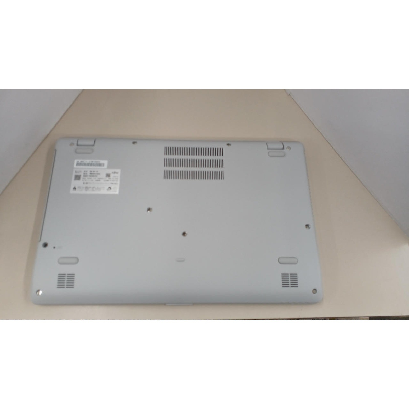 FUJITSU LIFEBOOK AH53/F3 FMVWK3A55F 15.6″ i7-1195G7 16GB 512GB SSD Windows 11