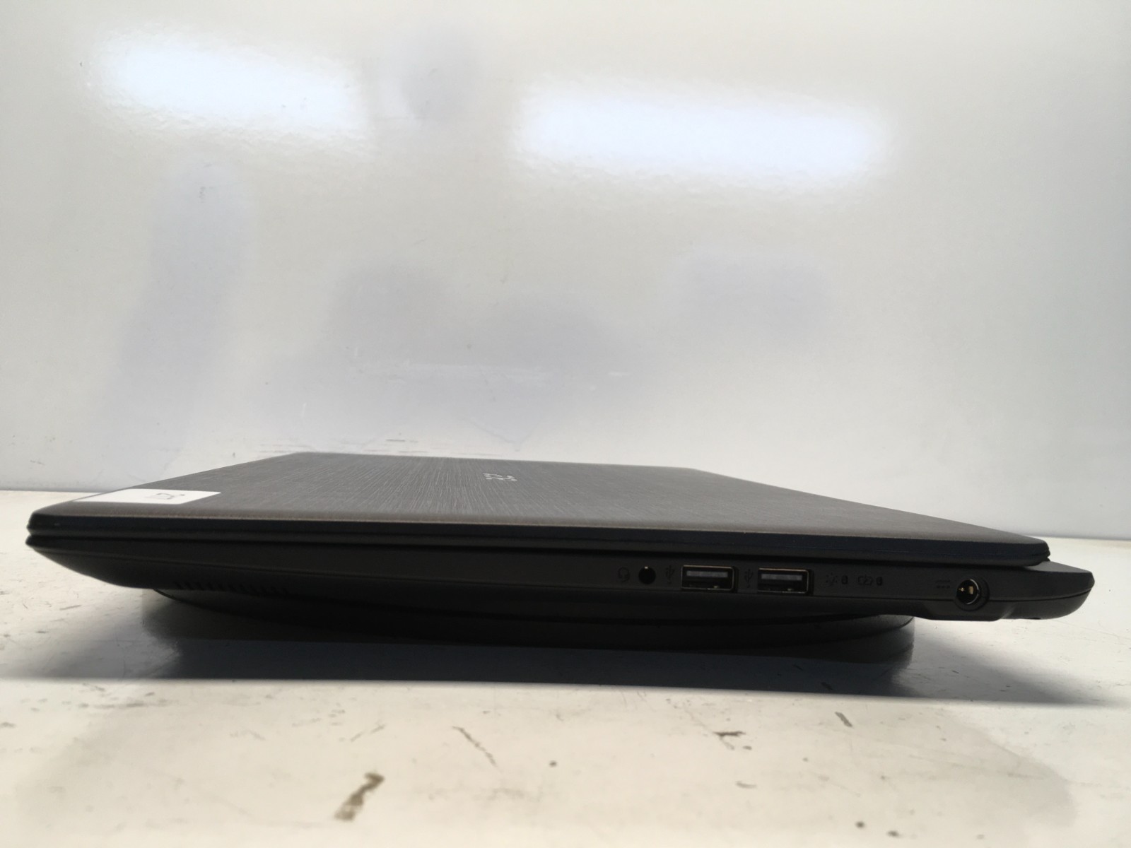 Acer Aspire 3 A315-51-56GT Intel i5-7200U 2.5GHz 12 GB NO HDD