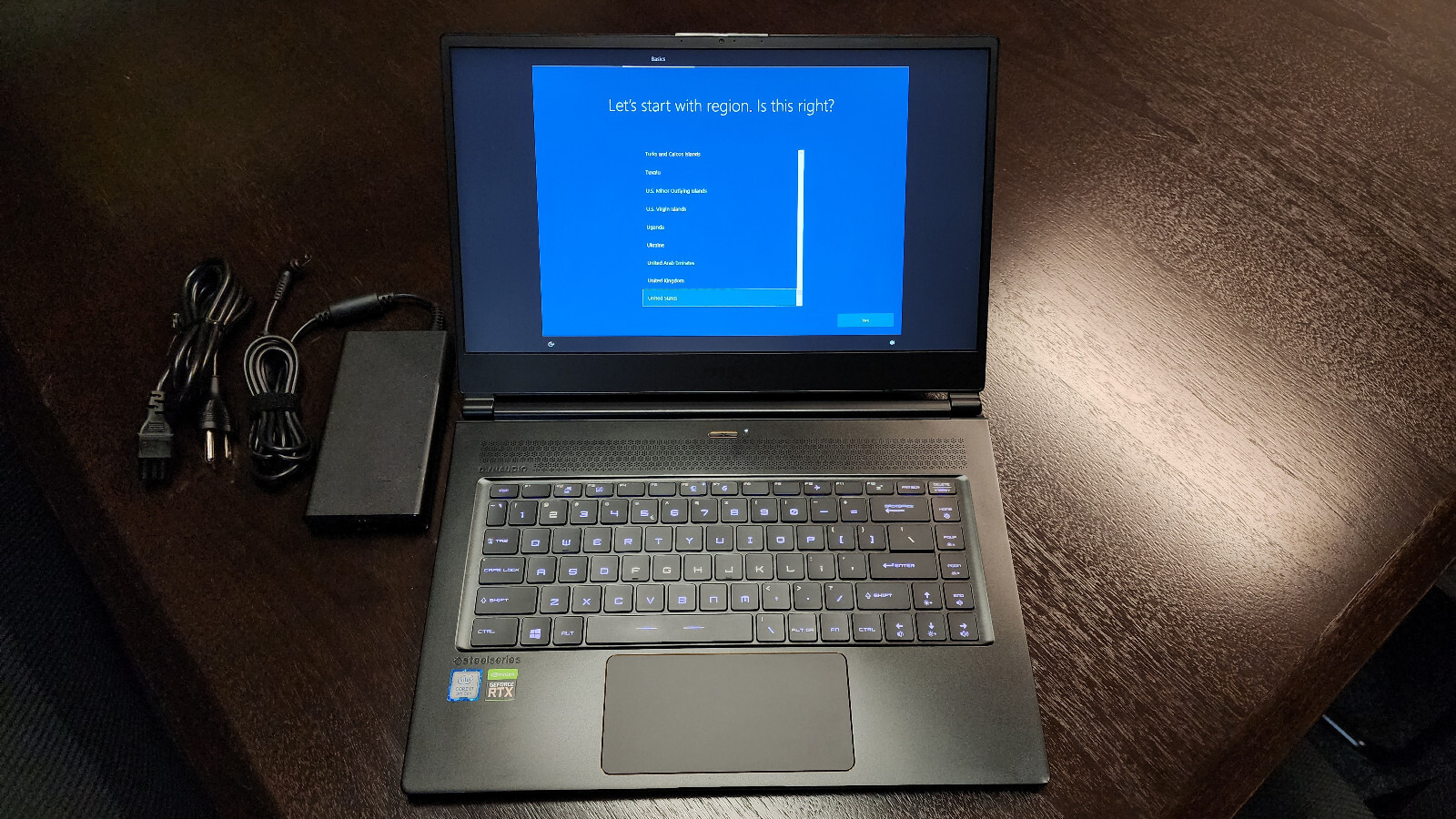 MSI GS65 STEALTH MS-16Q4 i7-8750H Nvidia RTX 2060 32GB 512GB SSD Gaming Laptop