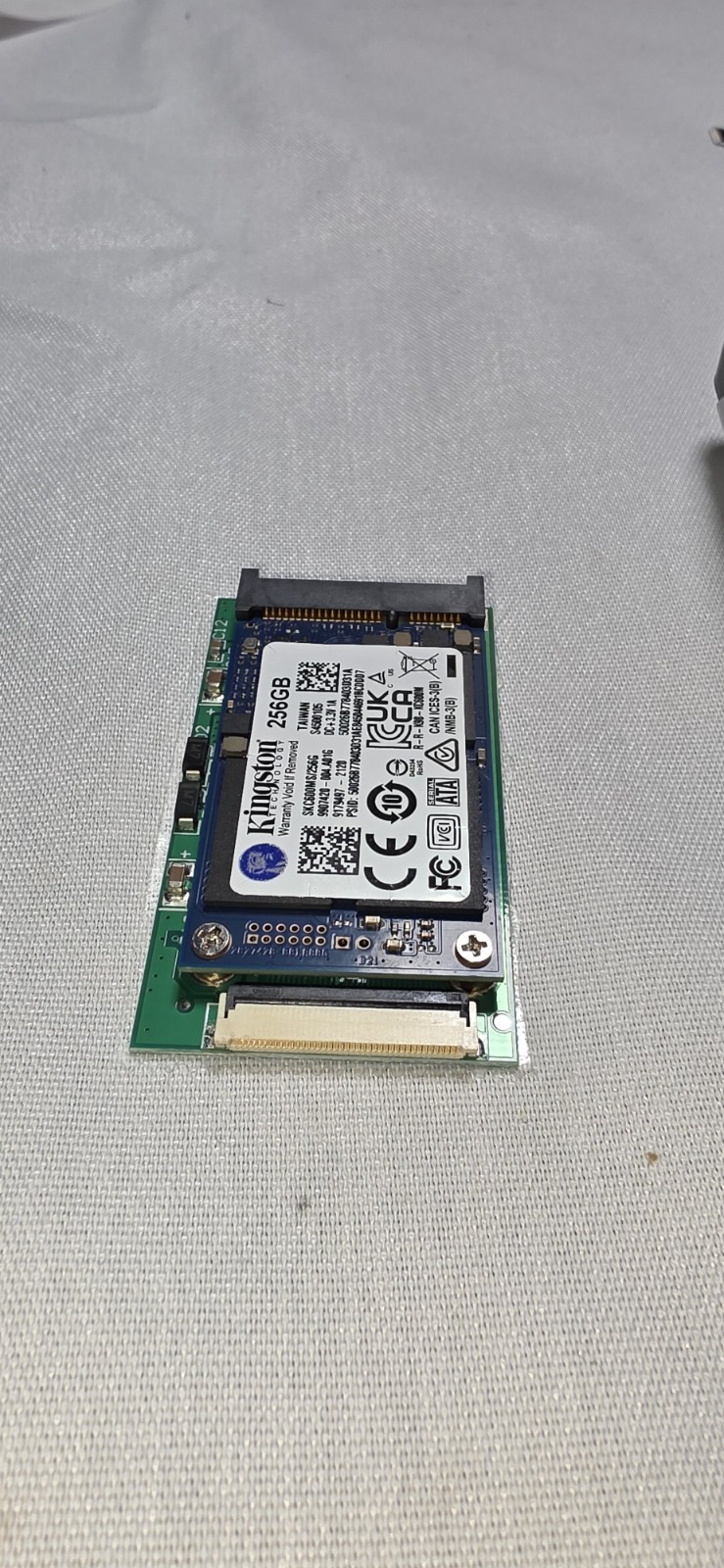 Fujitsu Life Book U810 Mini Laptop