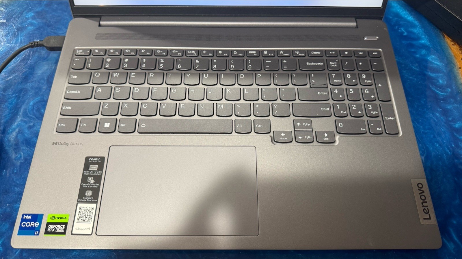 Lenovo IdeaPad Pro 5 16IRH8 16″ (1TB SSD, Intel Core i5 13th Gen., 4.70 GHz,…