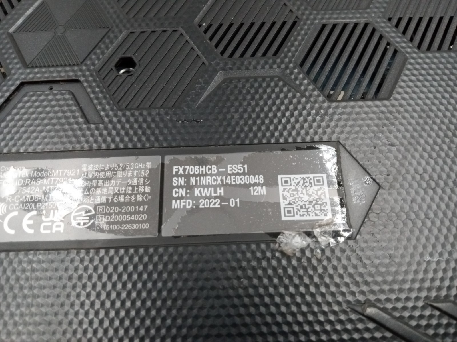Asus TUF Gaming F17 FX706H 17.3″ Intel i5-11400H Nvidia RTX 3050 -PARTS -READ!!