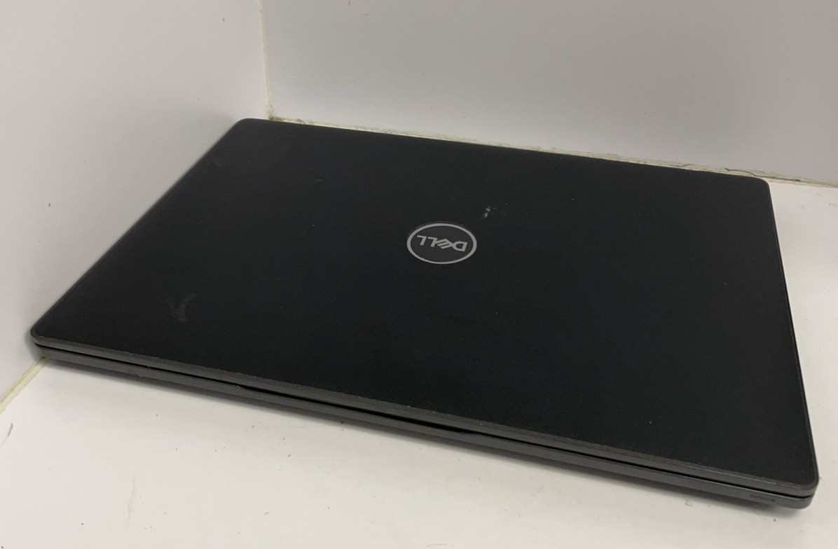 Dell Latitude 5400 Laptop P98G With Charger and Case