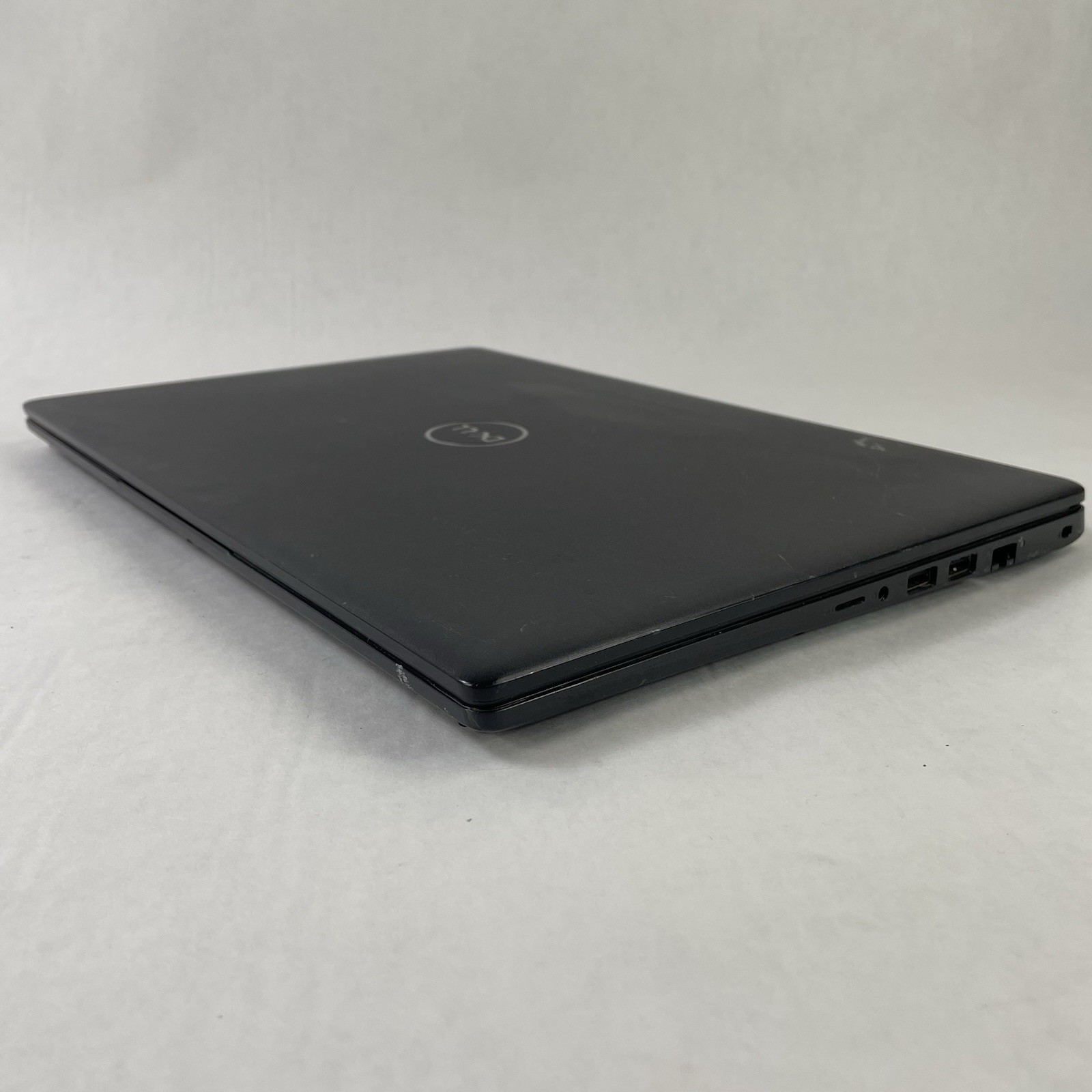 Dell Latitude 3510 15.6″ i5-10210U 1.60GHz 8GB RAM No SSD No OS – Bad Top/Corner