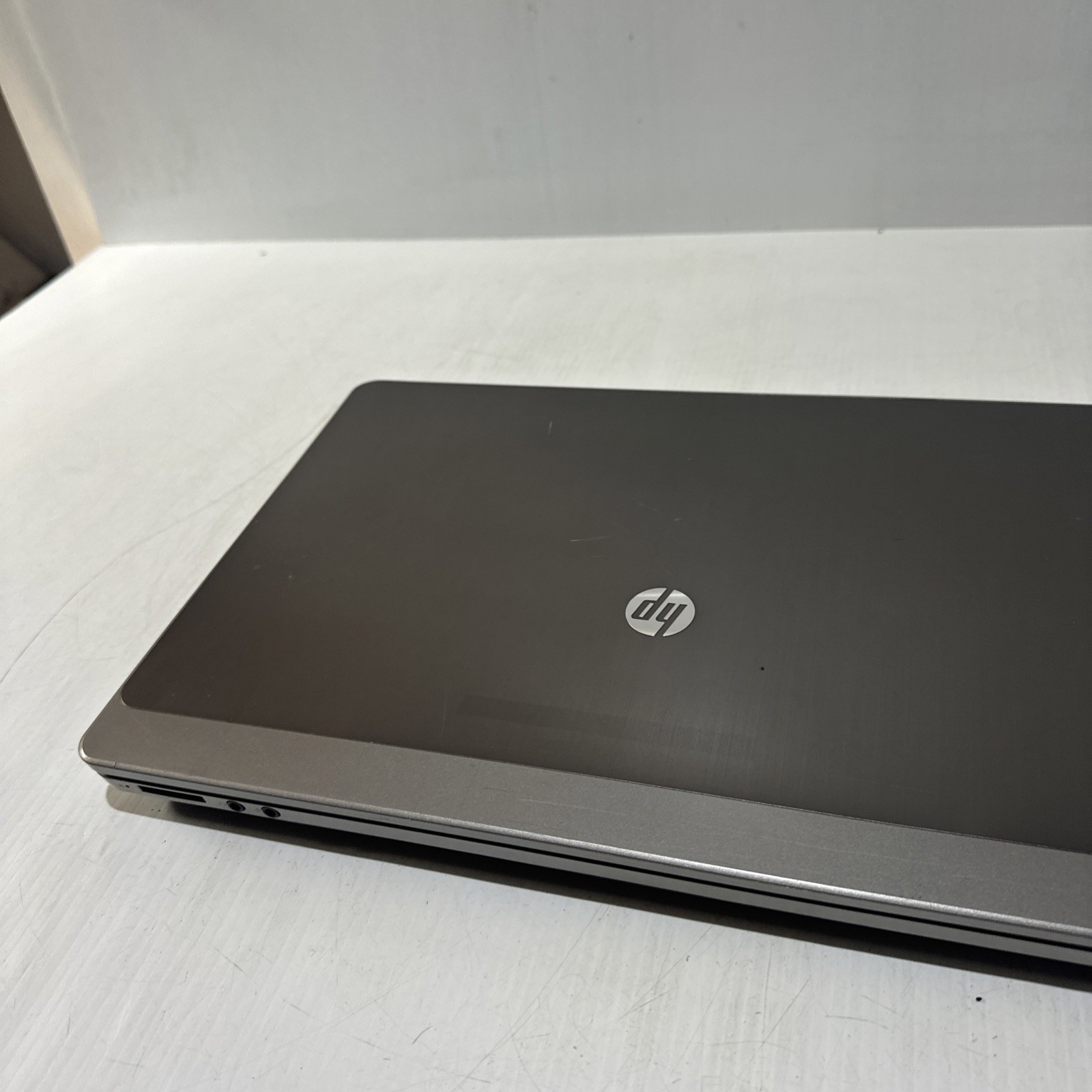 Hp Probook 4530s 15″ Laptop i5-2410m 4gb Ram No Drives No Battery Powers On