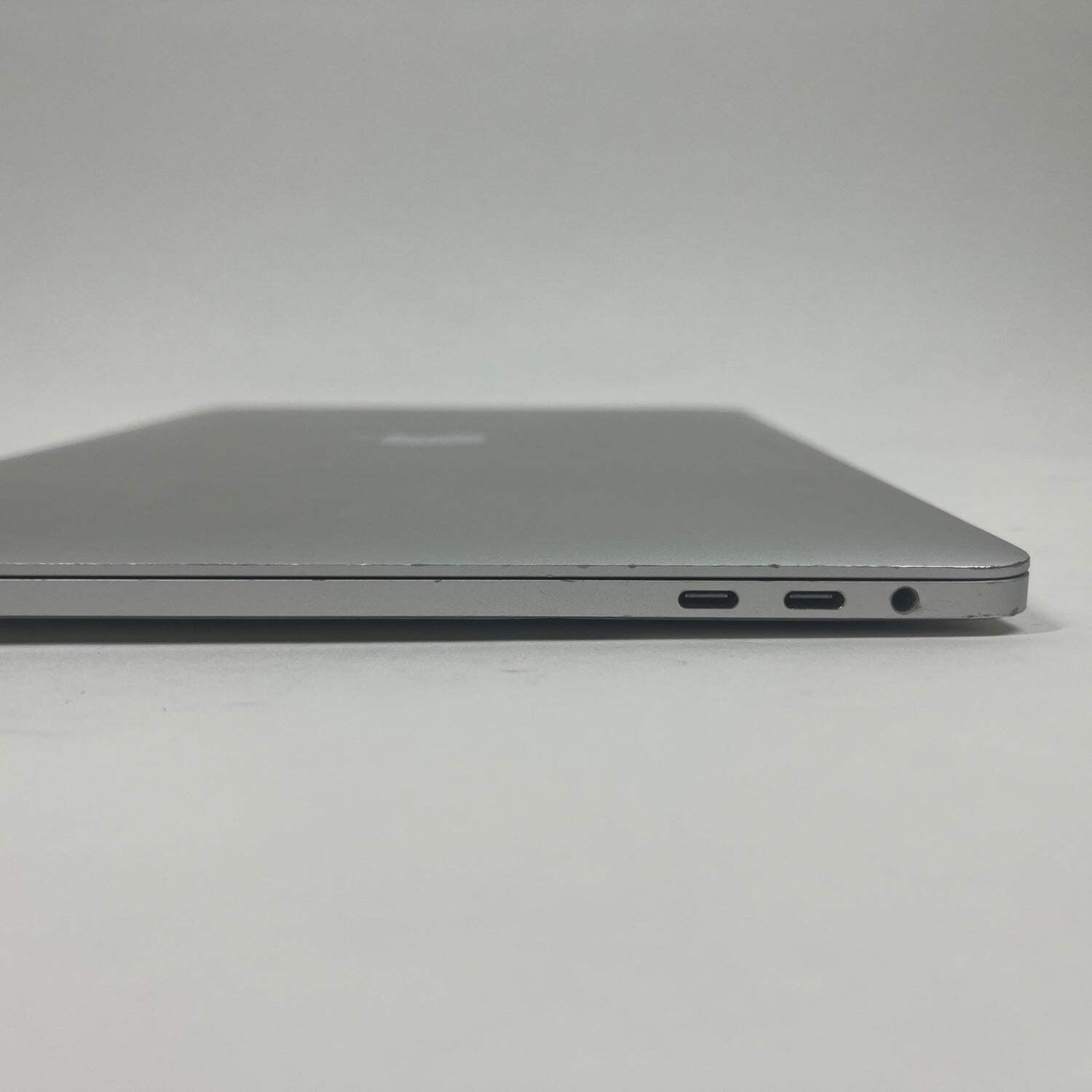 Broken 2018 Apple MacBook Pro 13.3″ i5 2.3GHz 8GB RAM 512GB SSD A1989 Bad Batt