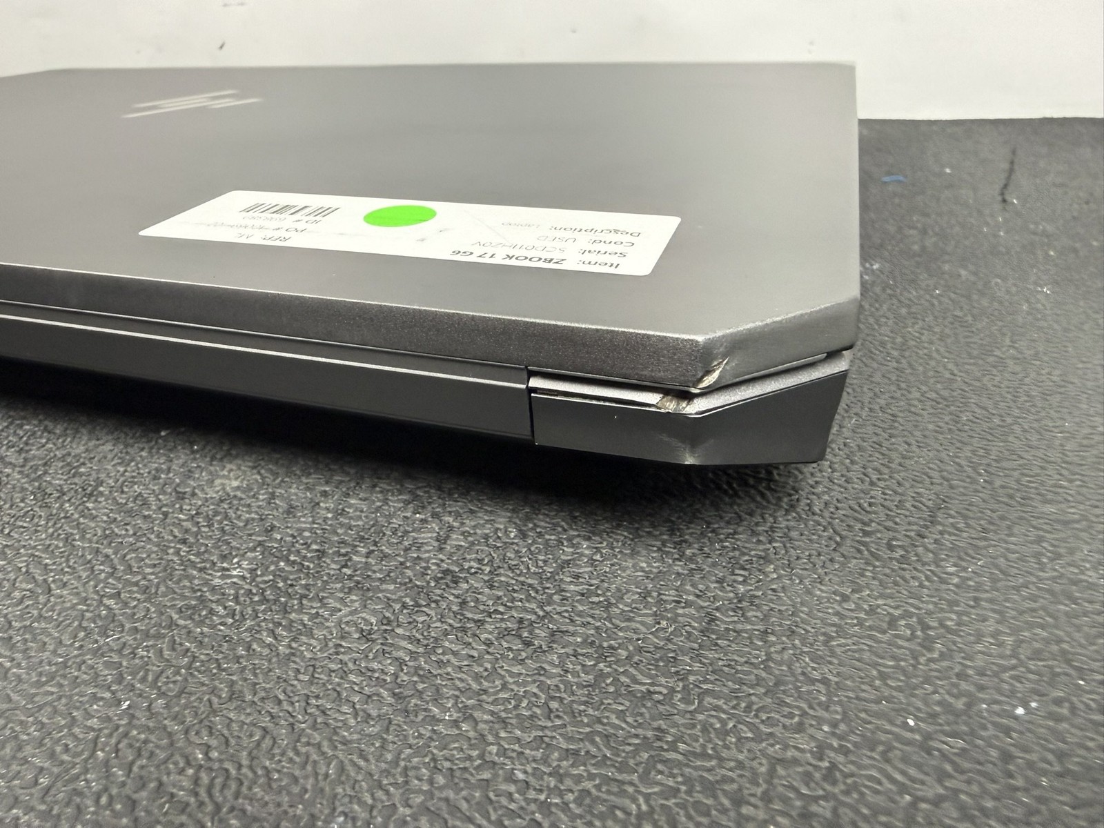HP ZBook 17 G6 17.3″ i7-9850H 32GB DDR4 512GB RTX 3000 – NO BATTERY – READ