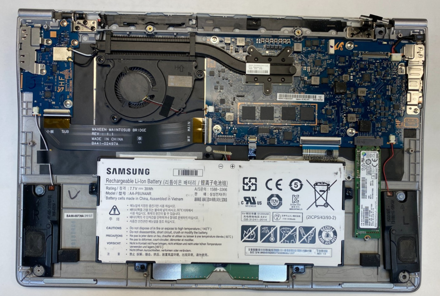 Samsung NP900X5L, Intel(R) Core(TM) i7-6500U CPU 2.50GHz 8gb RAM NO HARDRIVE