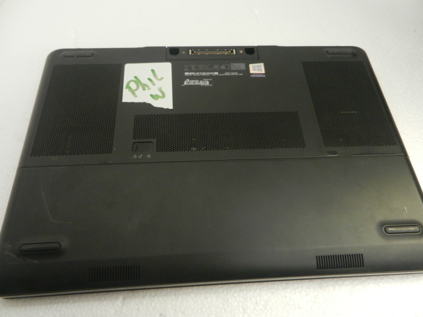 Dell Precision 7510 Xeon E3-1575M v5 @ 2.90Ghz / 48GB / NO HDD – boots to bios