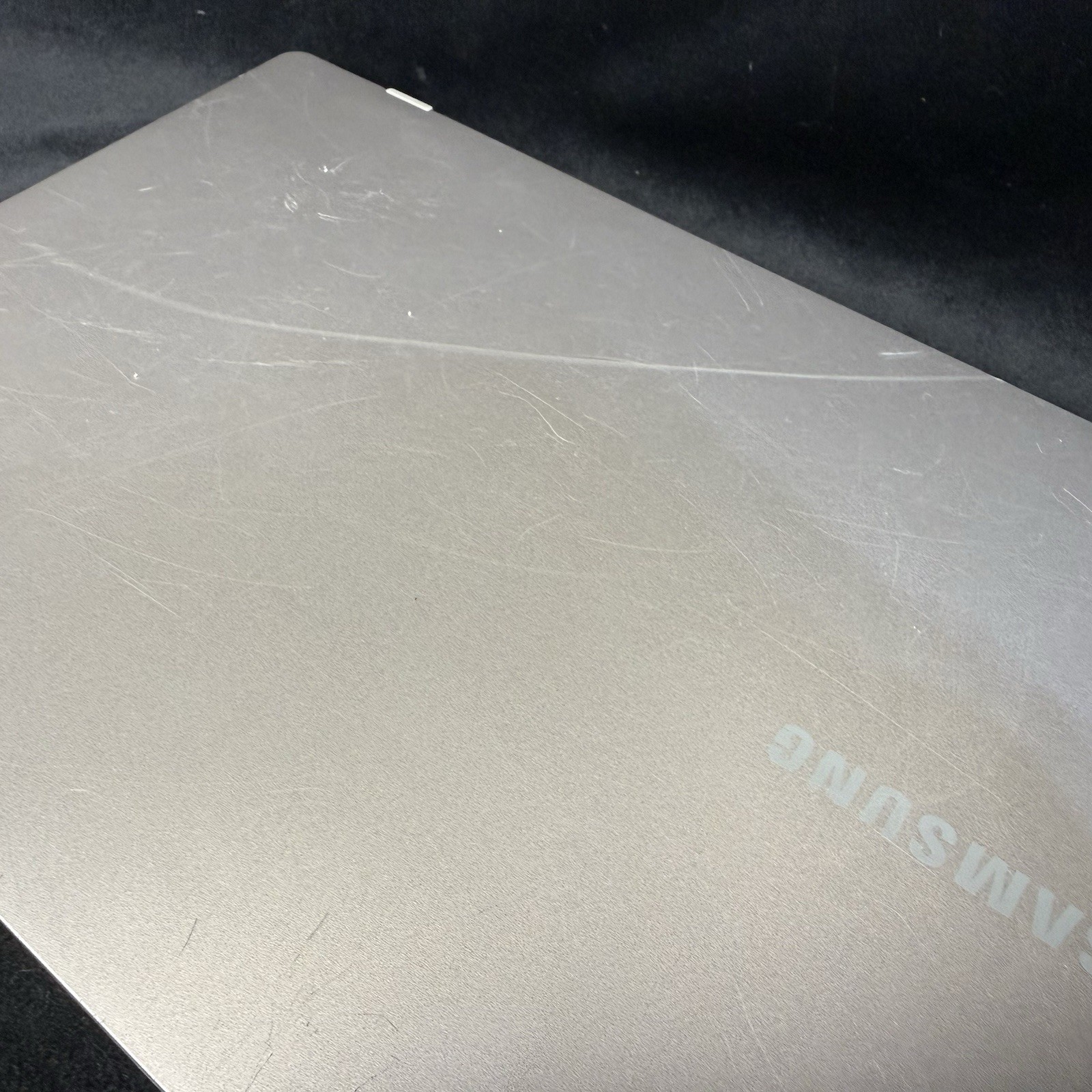 SAMSUNG XE310XBA Chromebook 4 11.6″ Intel Celeron N4000 32GB Storage | W/Case