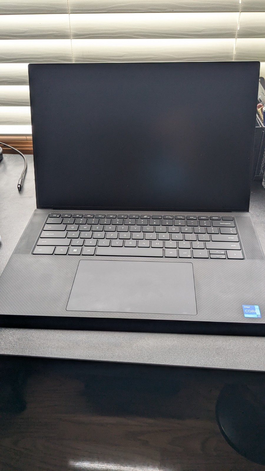 Dell XPS 9520 15.6”( 2TB SSD, Intel Core i7, 32GB, NVIDIA GeForce RTX3050)