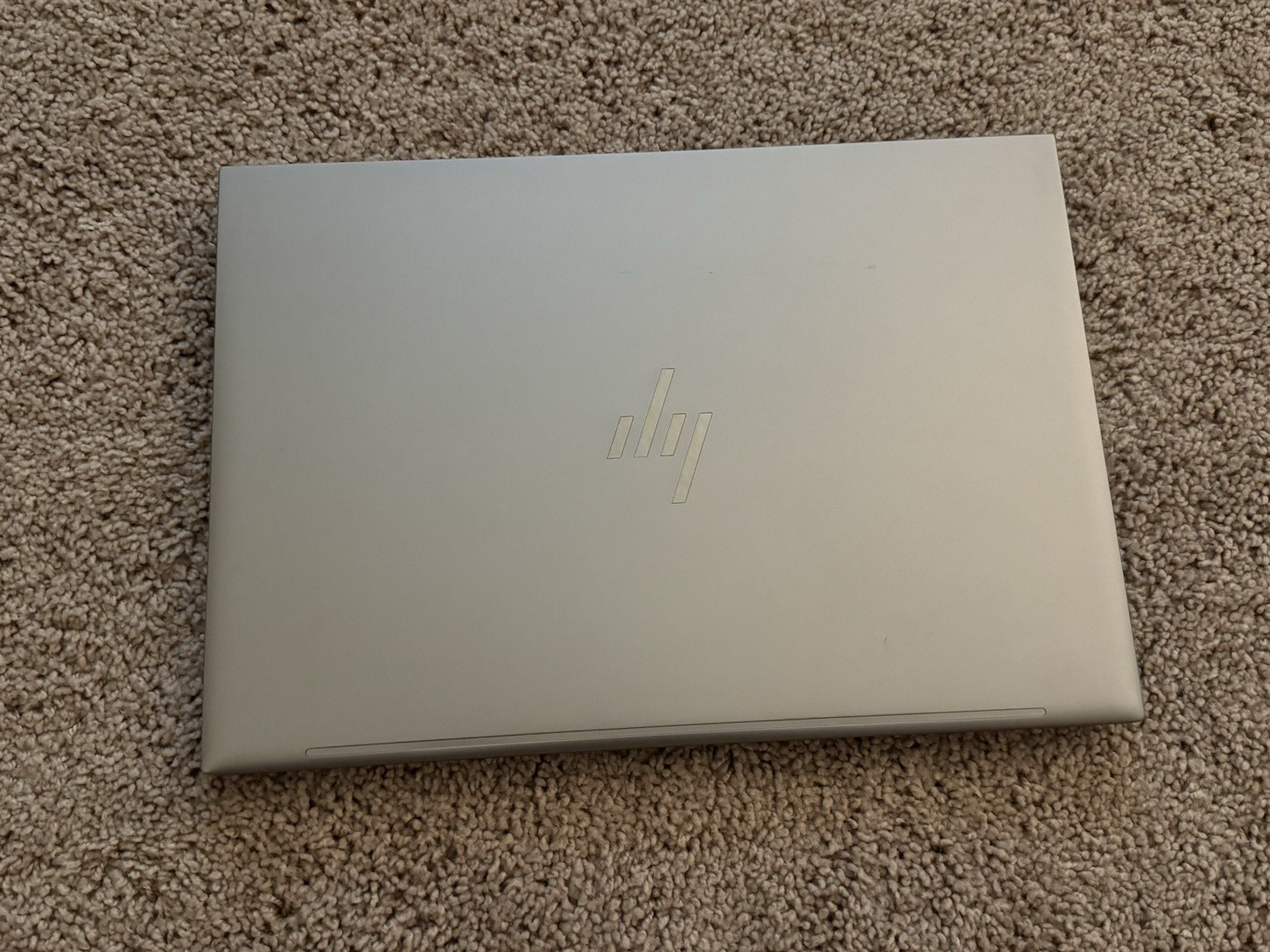 HP ZBook Firefly 16 G11 FHD+ 1.4 GHz Ultra 7 165H 16GB 256GB SSD Backlight-great