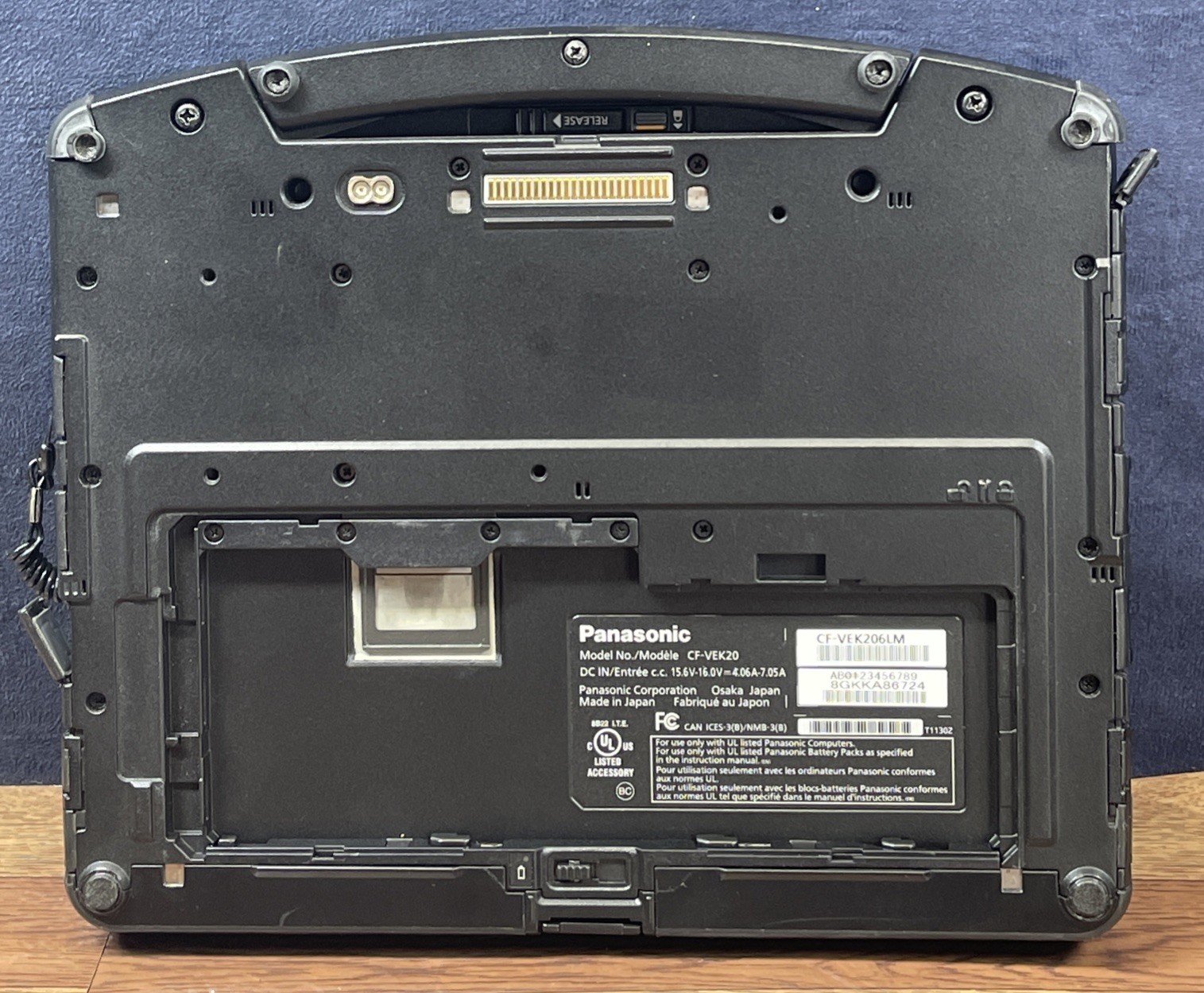 Panasonic Toughbook CF-20 Core i5- 7Y57 3.30 GHz 16GB RAM 256GB SSD NO OS