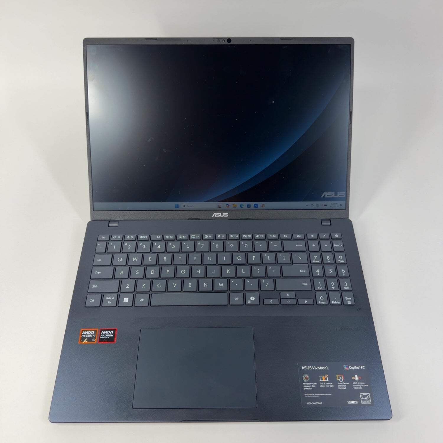 Asus Vivobook 16 M1607K 16″ Ryzen 5 AI 330 2.0GHz 16GB RAM 512GB SSD