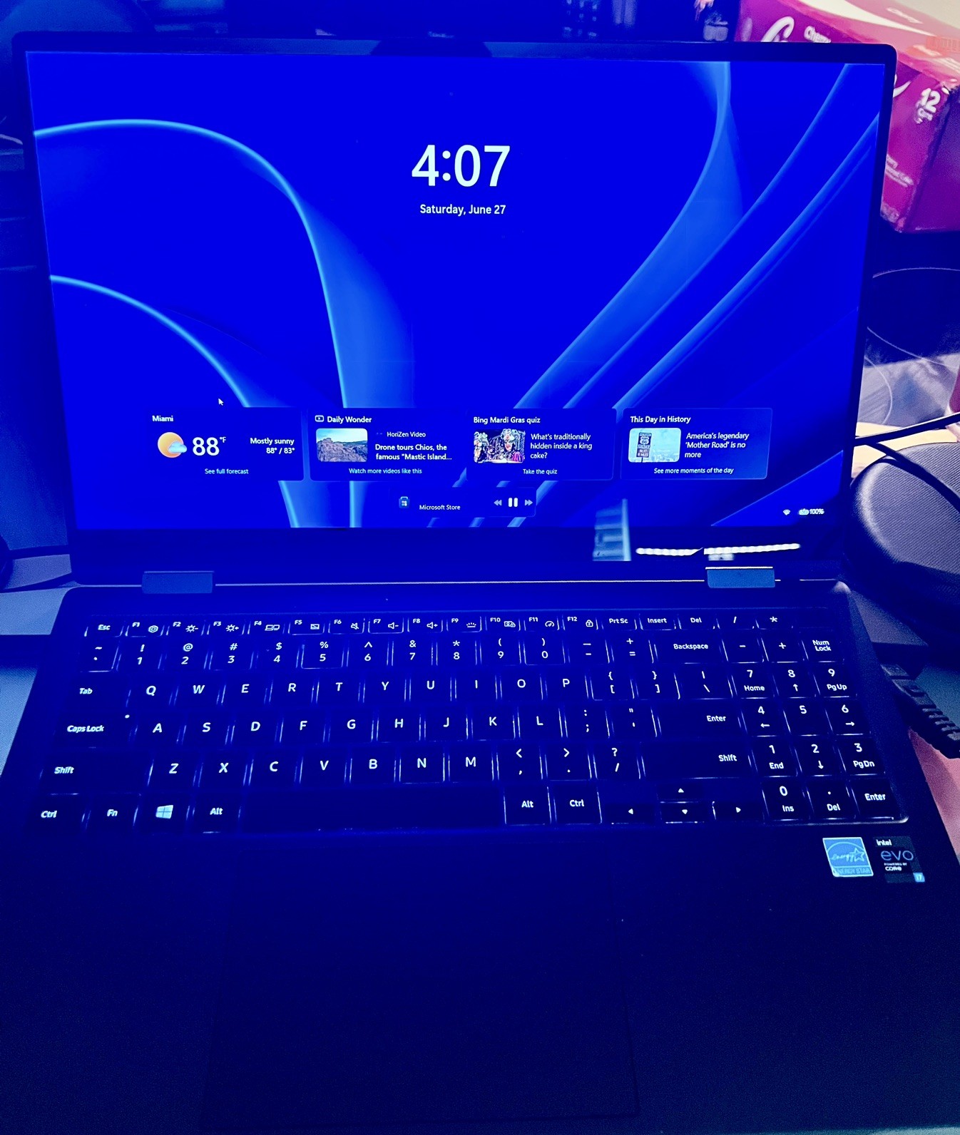 Samsung Galaxy Pro 360 15″ Intel Core i7 EVO 16GB RAM 1TB SSD – Cracked Screen