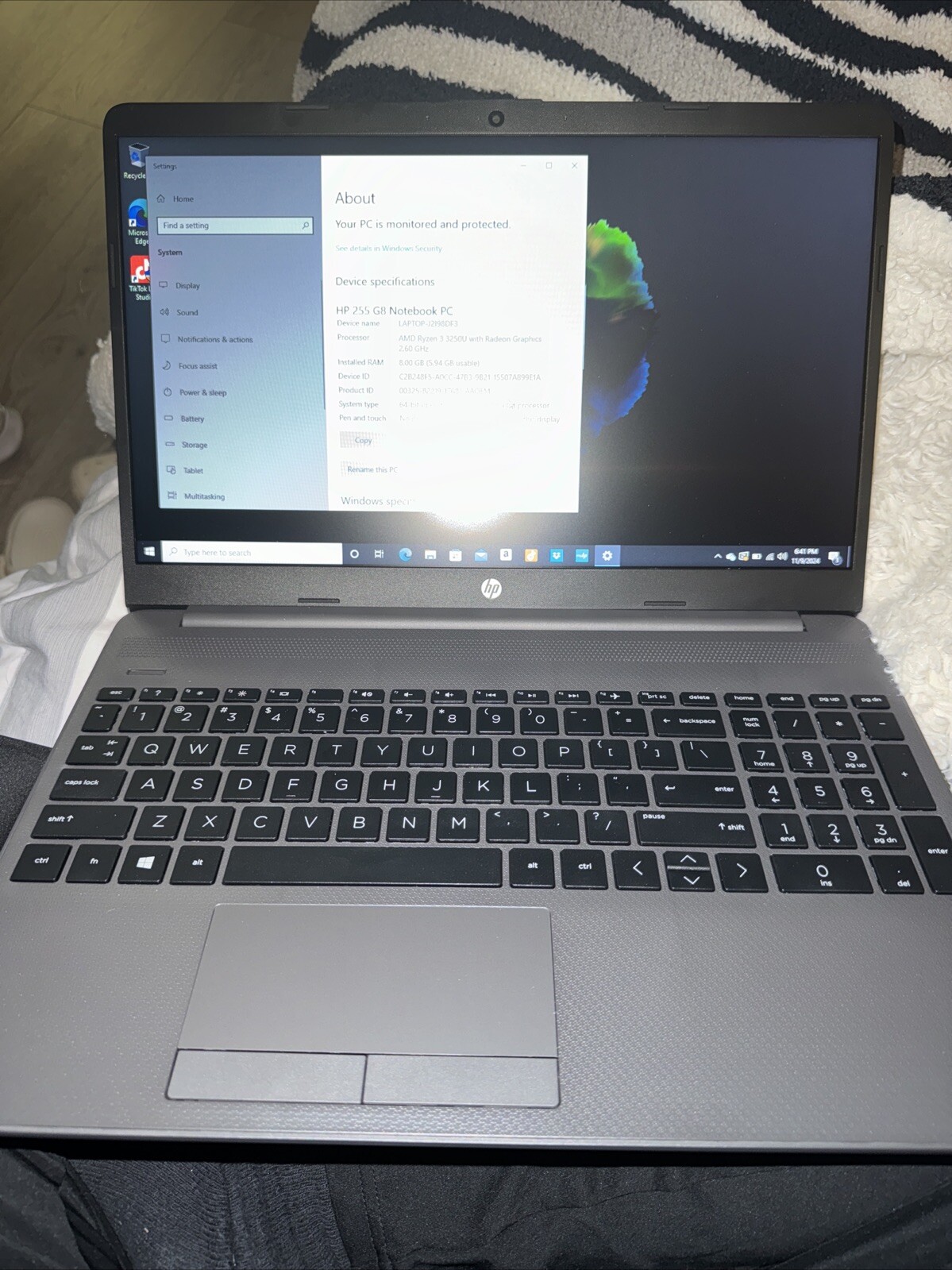 HP 255 G8 15.6″ Notebook HD AMD Ryzen