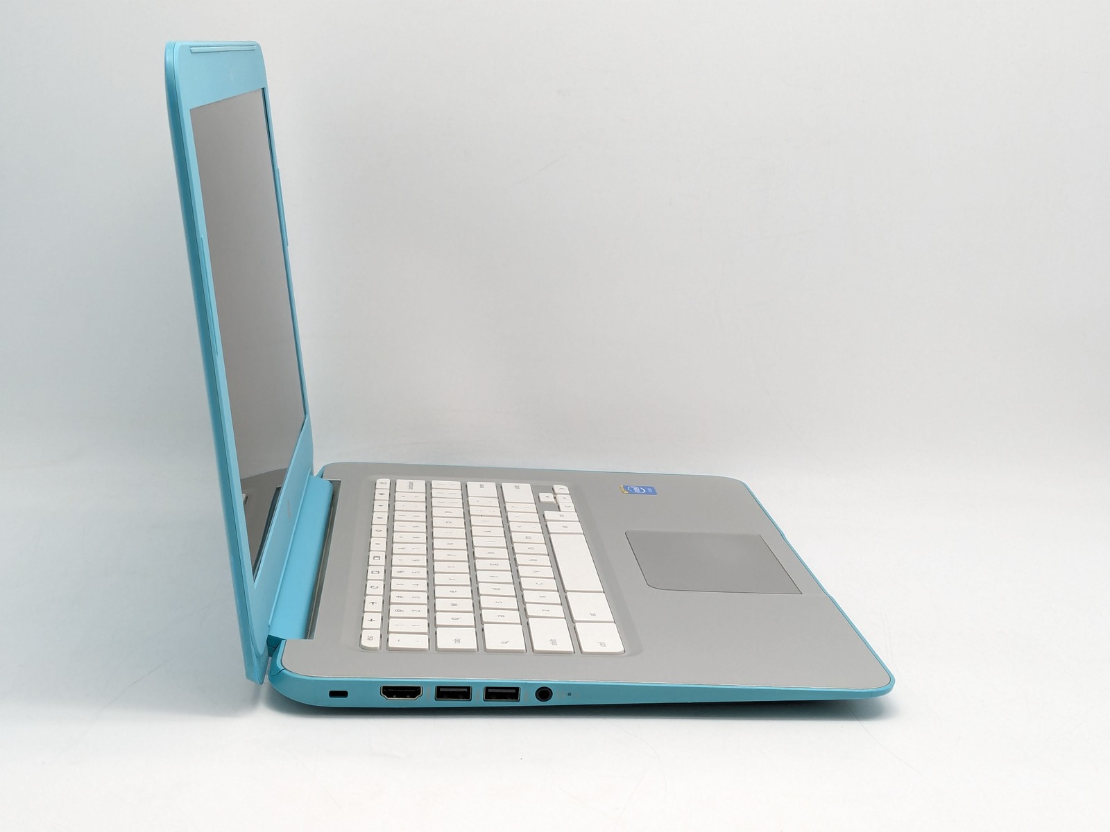 HP Chromebook 14-q020nr 14″ Celeron 2955 2GB DDR3 16GB SATA ChromeOS