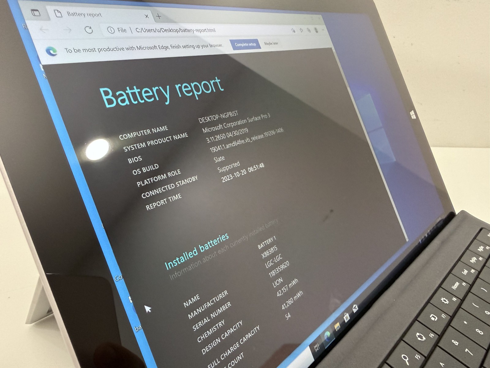 Microsoft Surface Pro 3 i3-4020Y CPU @ 1.50GHz 4 GB RAM 64 GB Win 10 Pro