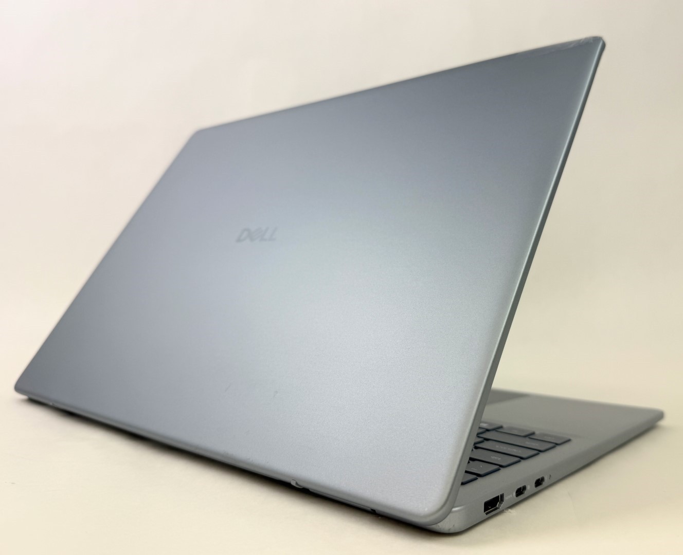 Dell 16 Plus DB16250 16″ 1920×1200 Ultra 9 288V 32GB 1TB SSD W11H – Dmges