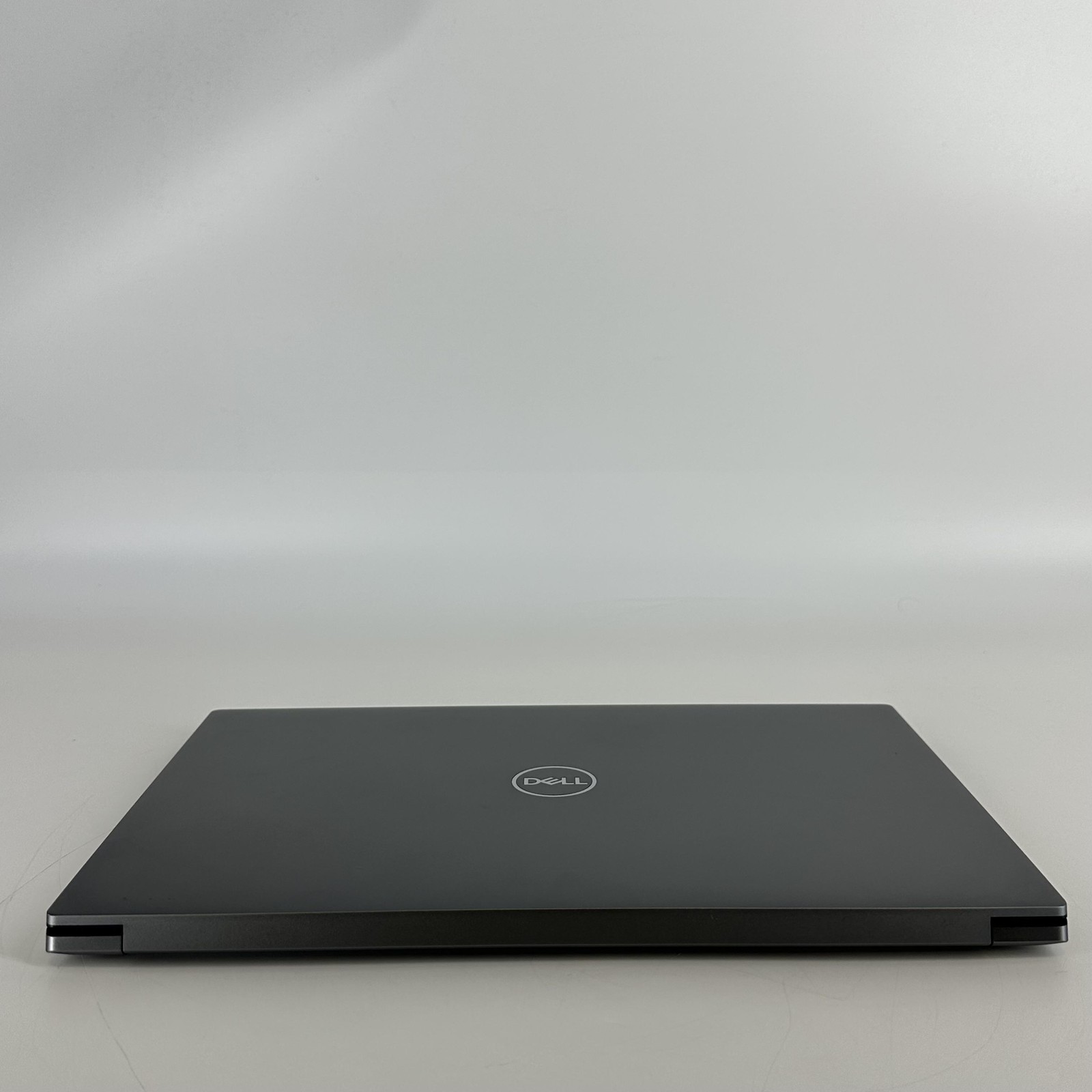 Dell Precision 5570 15.6 FHD+ 2.3 GHz i7-12700H 32GB 1TB/512GB NVIDIA RTX A1000