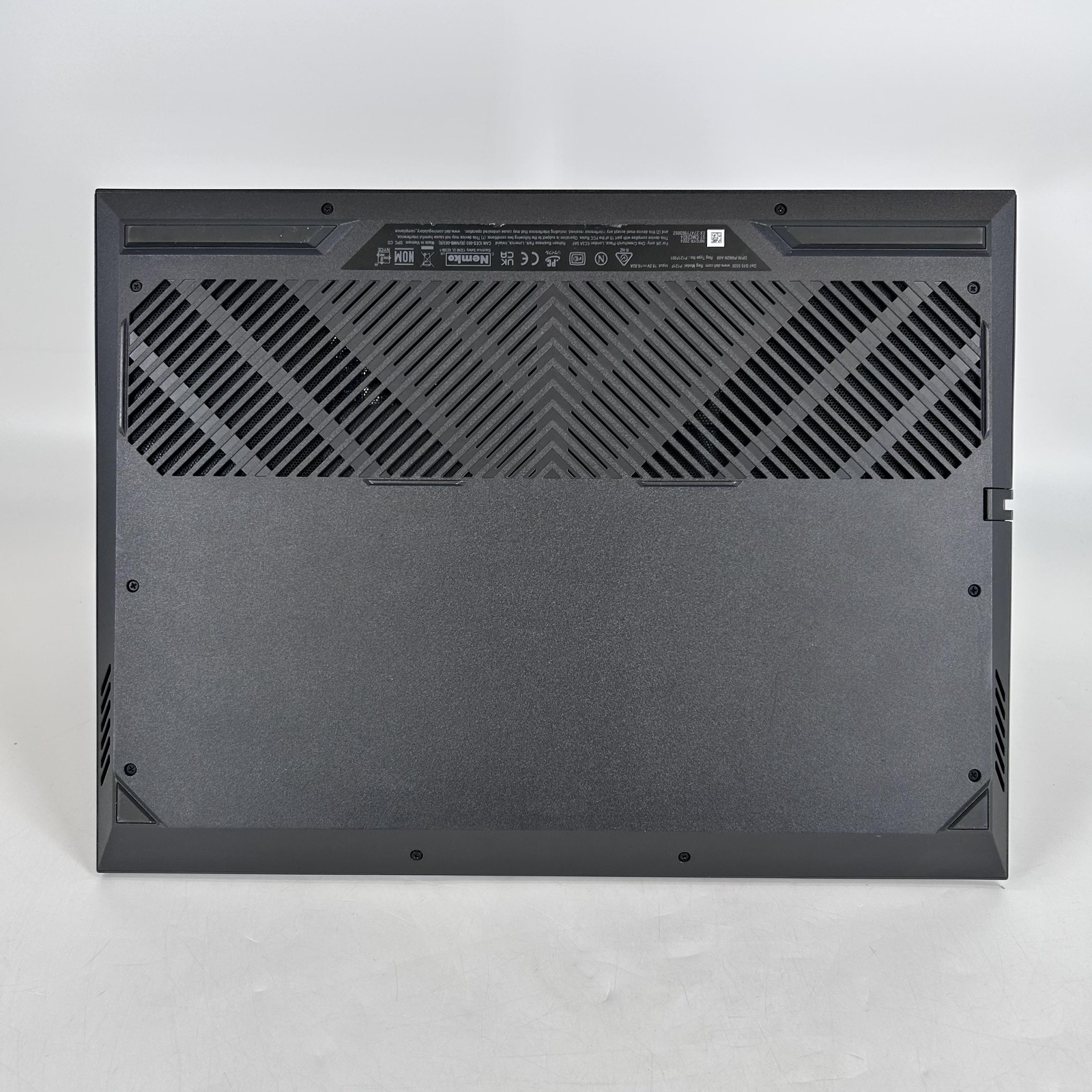 Dell G15 5530 15.6 120Hz FHD 2.6GHz i7-13650HX 16GB 1TB SSD NVIDIA RTX 4060 Good
