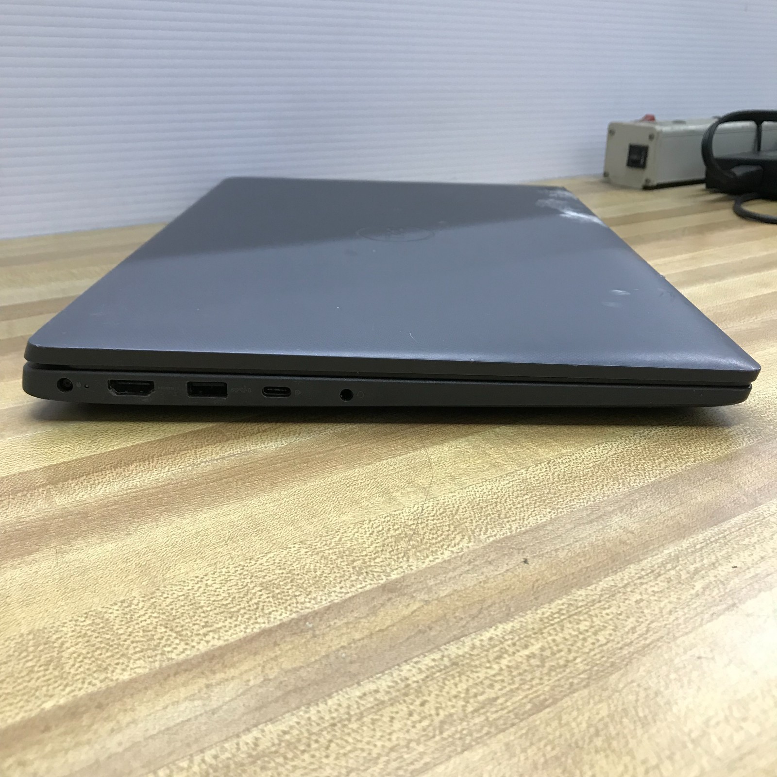 Dell Latitude 3540 15.6″ i5-1335U 8GB DDR4 RAM 512GB NVMe (Windows 11 Pro)