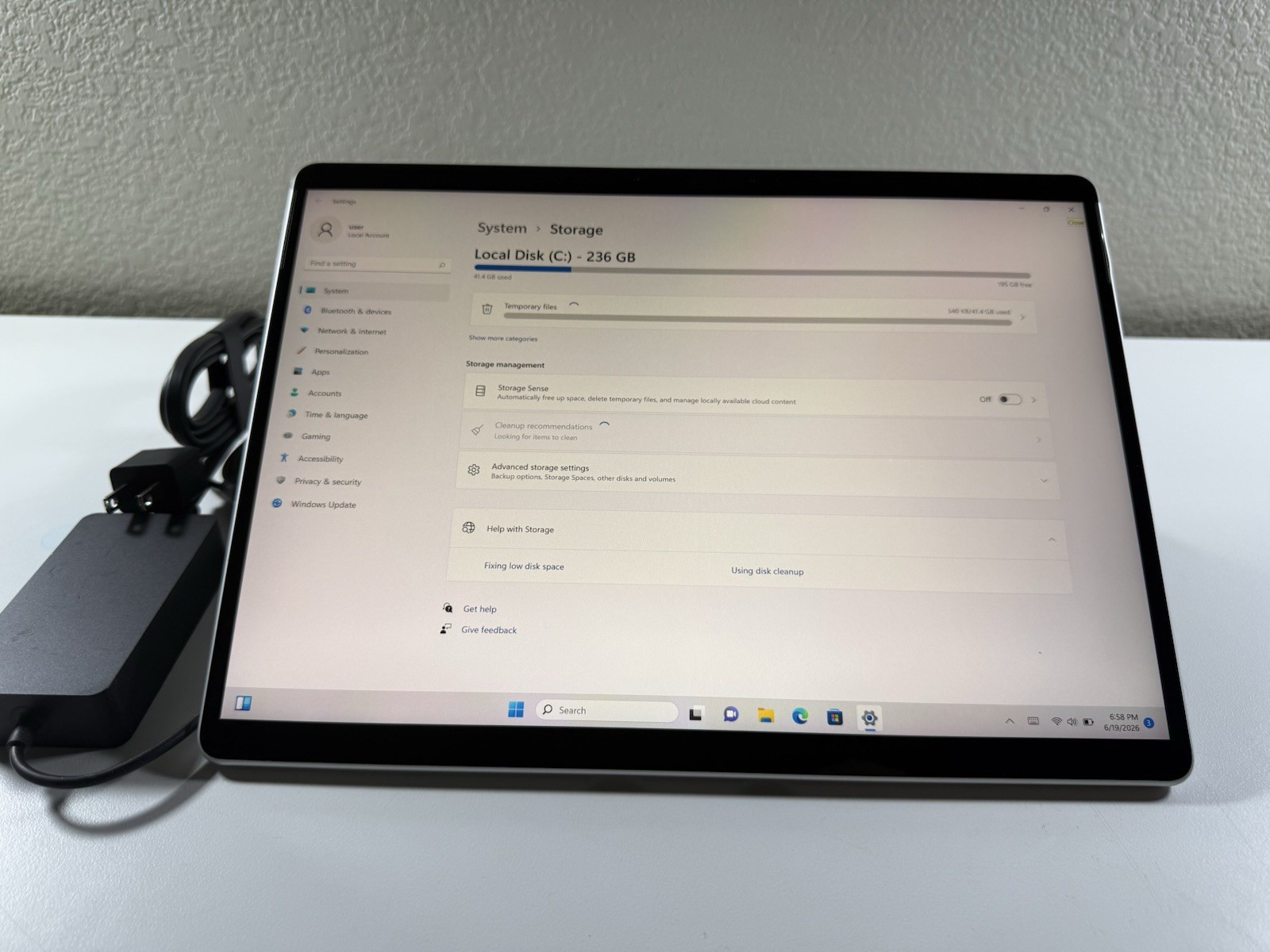 Microsoft Surface Pro 8 (1982) i5-1145G7 – 16GB RAM – 256GB 120Hz – Win 11 Pro