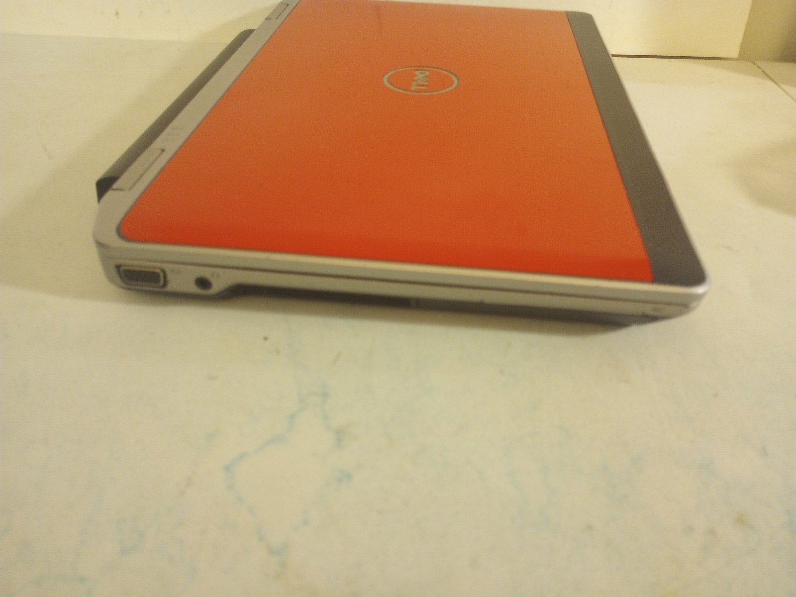 LIGHT GAMING ORANGE DELL i5 3.00GHz,8GB,320GB HDD,DVDRW,WIN11 PRO,CHARGER,CAM