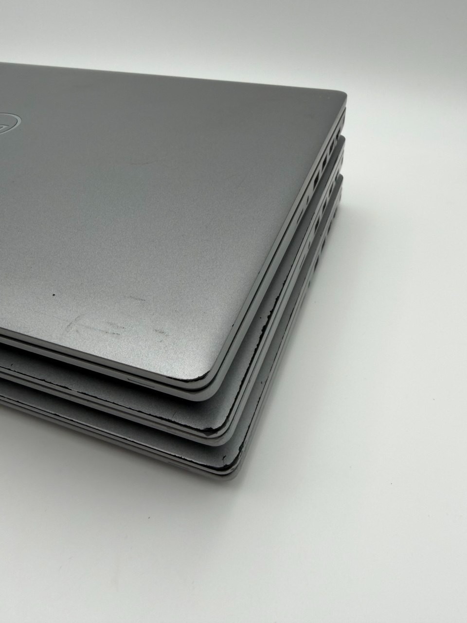 Lot of 3 Dell Precision 3560 15.6″ i7-1165g7 Nvidia T500 No ram/ssd/charger