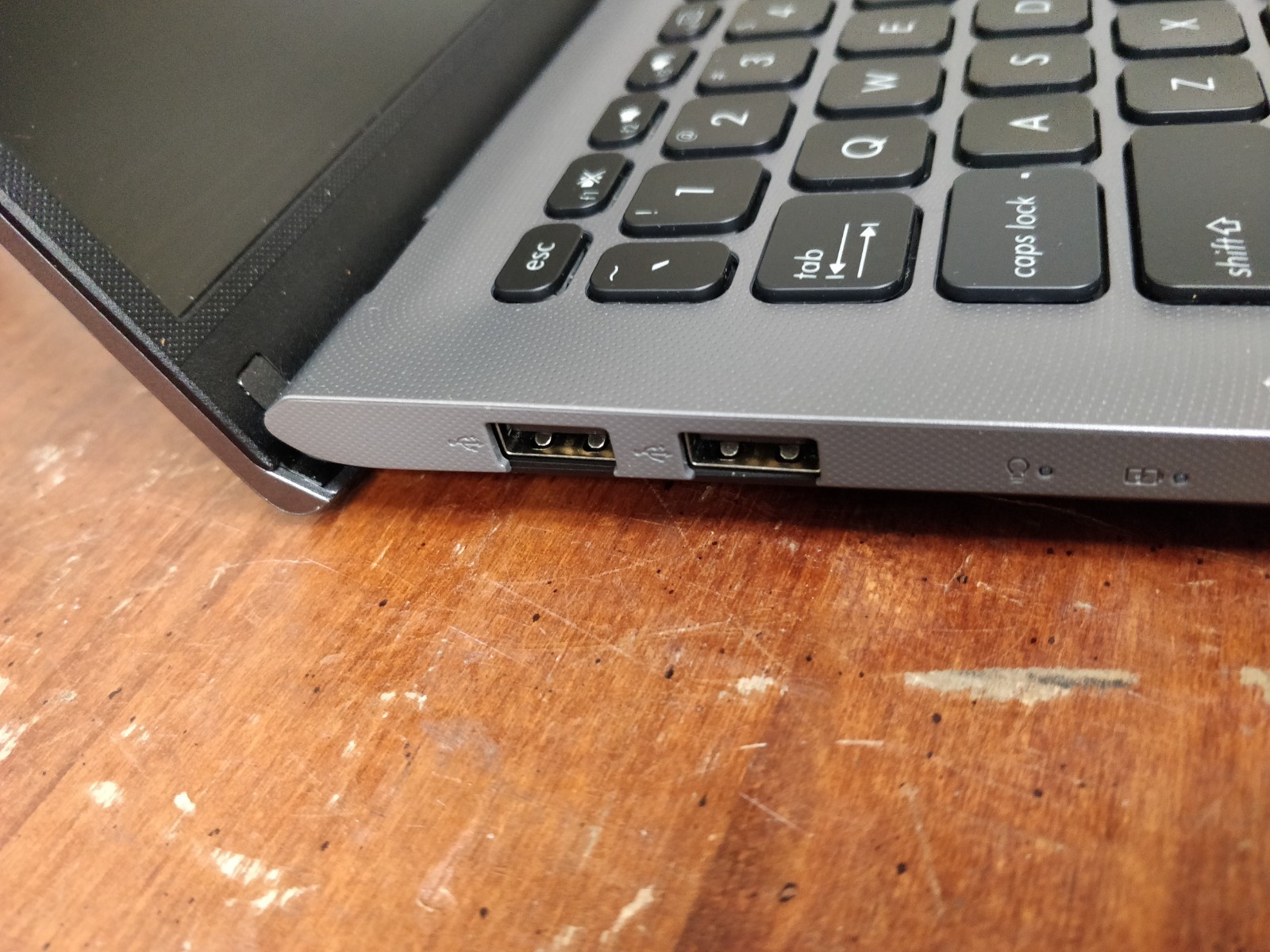 Asus VivoBook X512D AMD Ryzen 7 3700U 8GB RAM NO DRIVE PARTS 9006