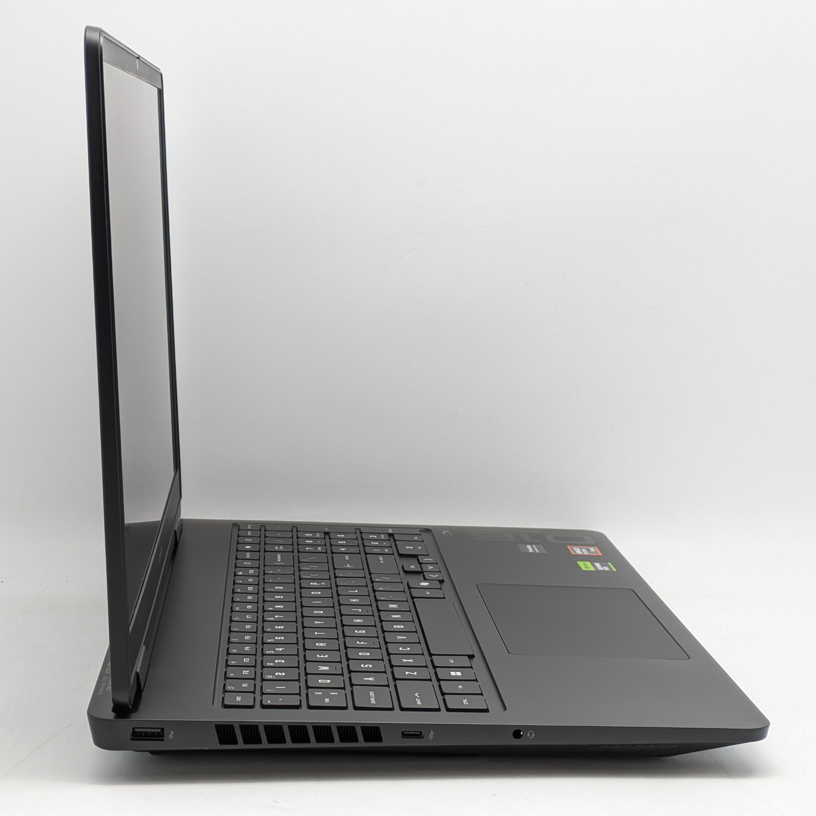 HP OMEN 16-ap0053dx 16″ Ryzen 9 8940HX 32GB DDR5 1TB SSD GeForce RTX 5060 8GB