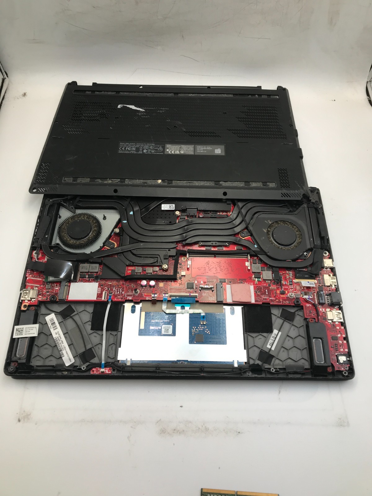 Asus ROG GU603H Zephyrus M16 16″ Intel Core i9-11900H NO RAM RTX 3060 For Parts
