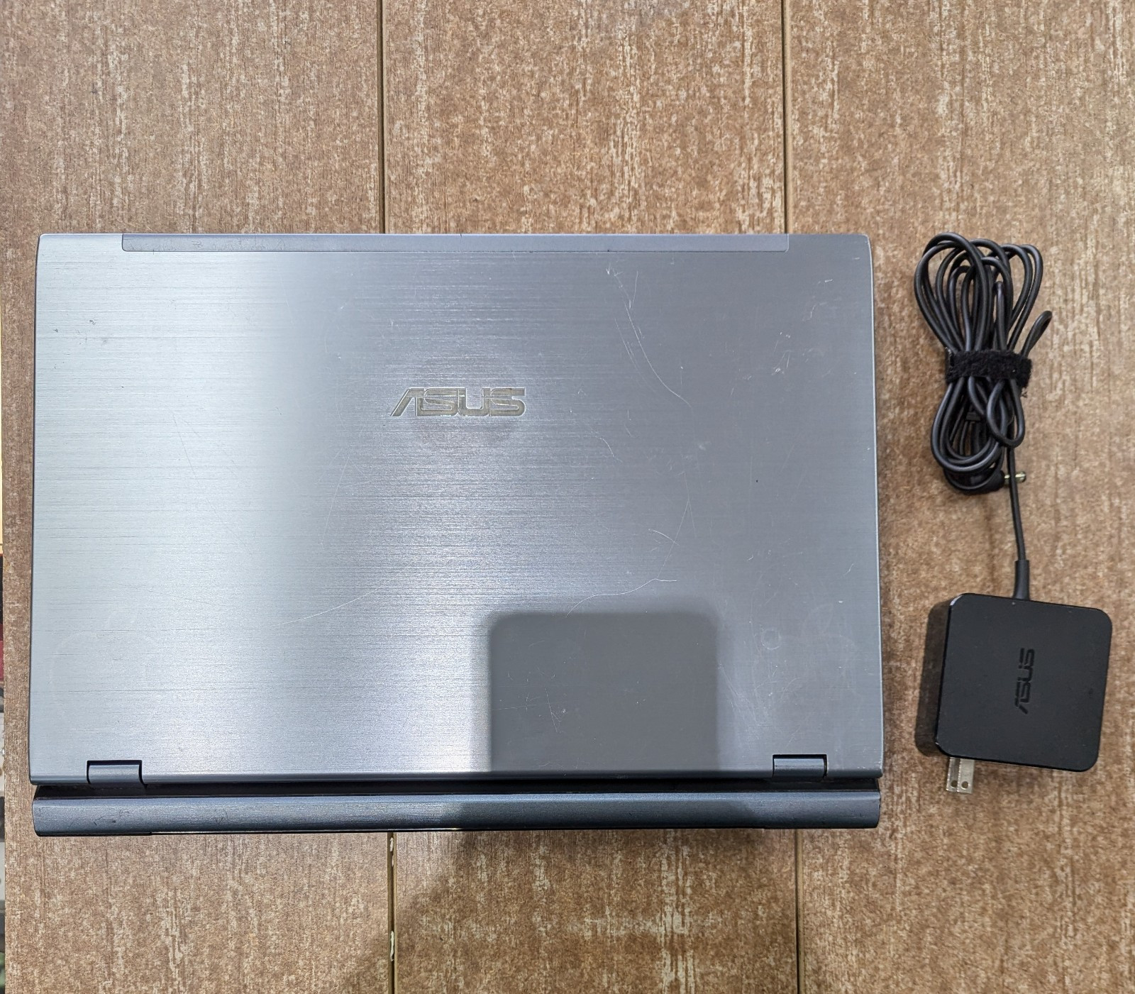 ASUS U56E Intel® Core™ i5 i5-2430M Laptop 39.6 cm (15.6″)HD 4 GB DDR3-SDRAM
