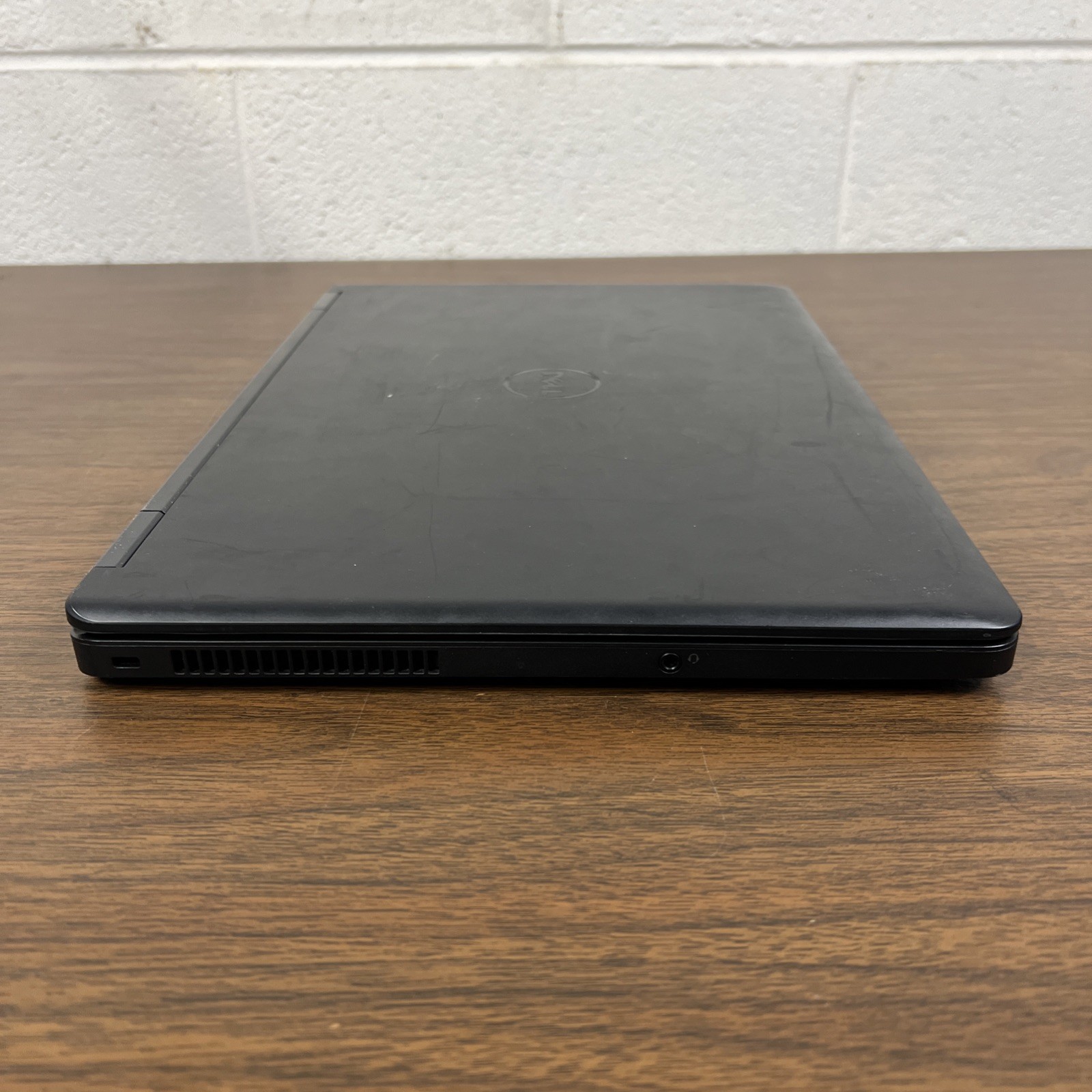 Dell Latitude E5550 i5-5300U 2.3GHZ 4GB RAM – NO HDD, NO OS, NO BATTERY