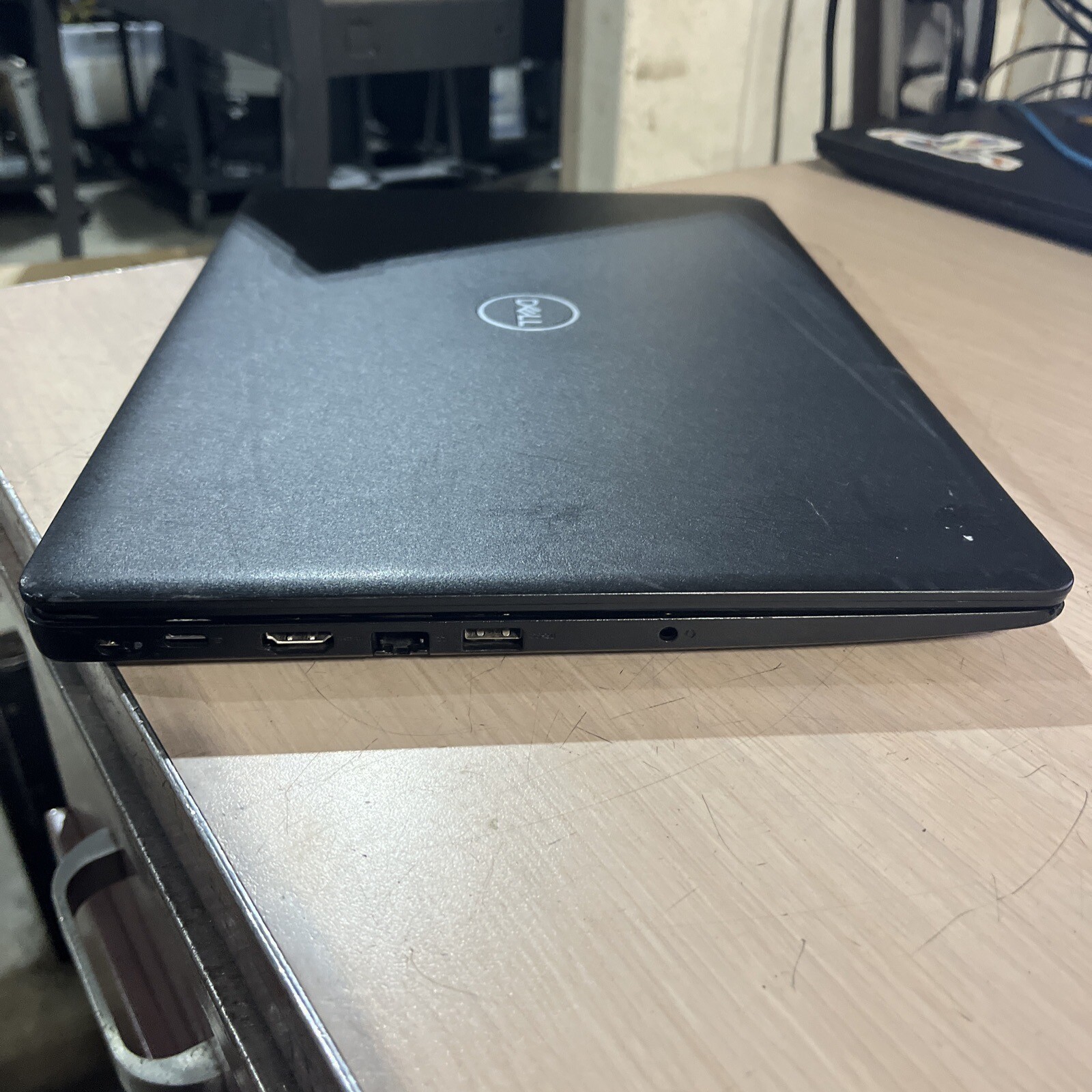 DELL LATITUDE 3490 INTEL CORE I5-8250U 1.60GHZ 8GB RAM NO HD
