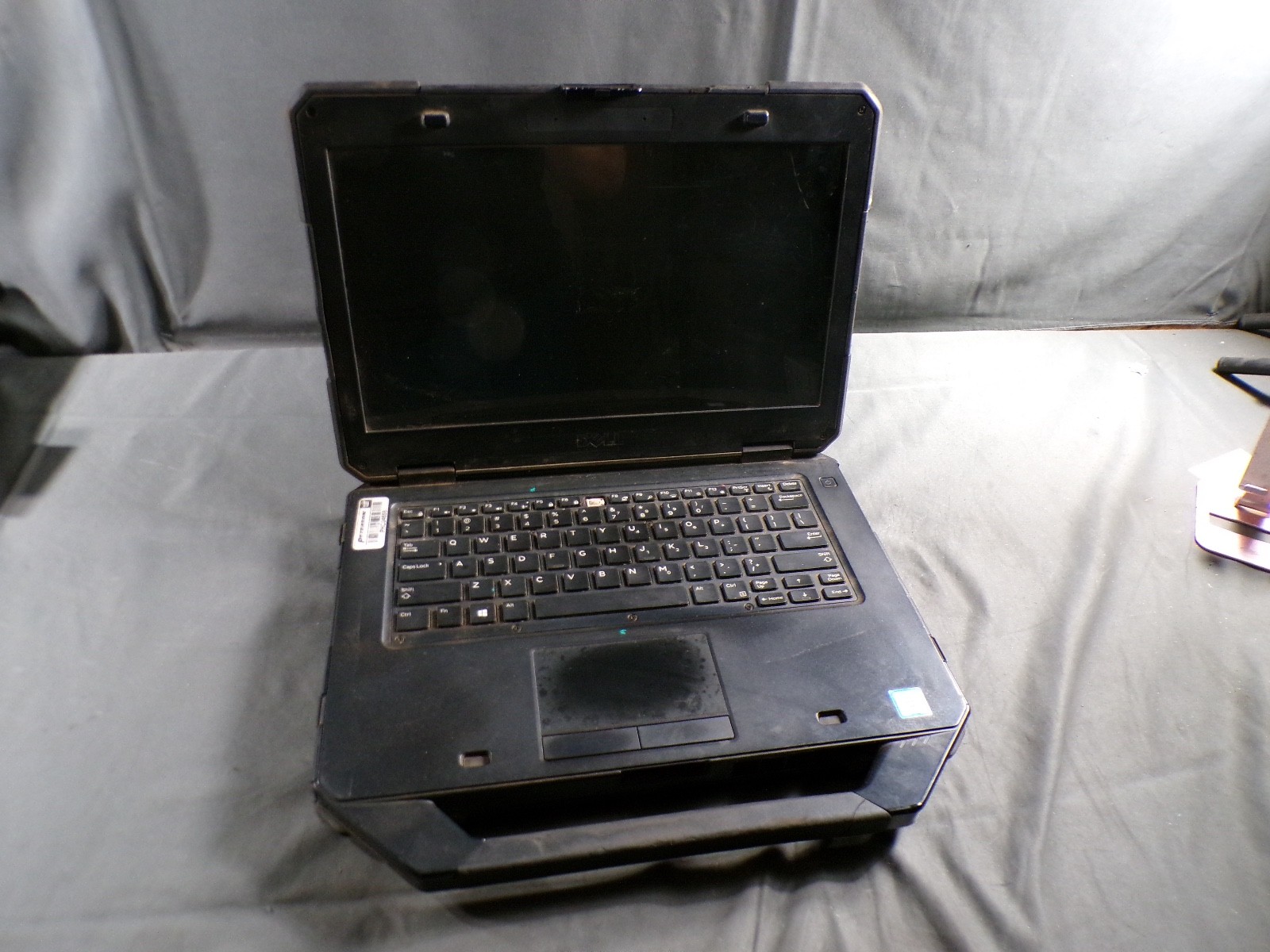 DELL LATITUDE 5414 INTEL CORE i5-6300U 2.40GHZ 8GB RAM