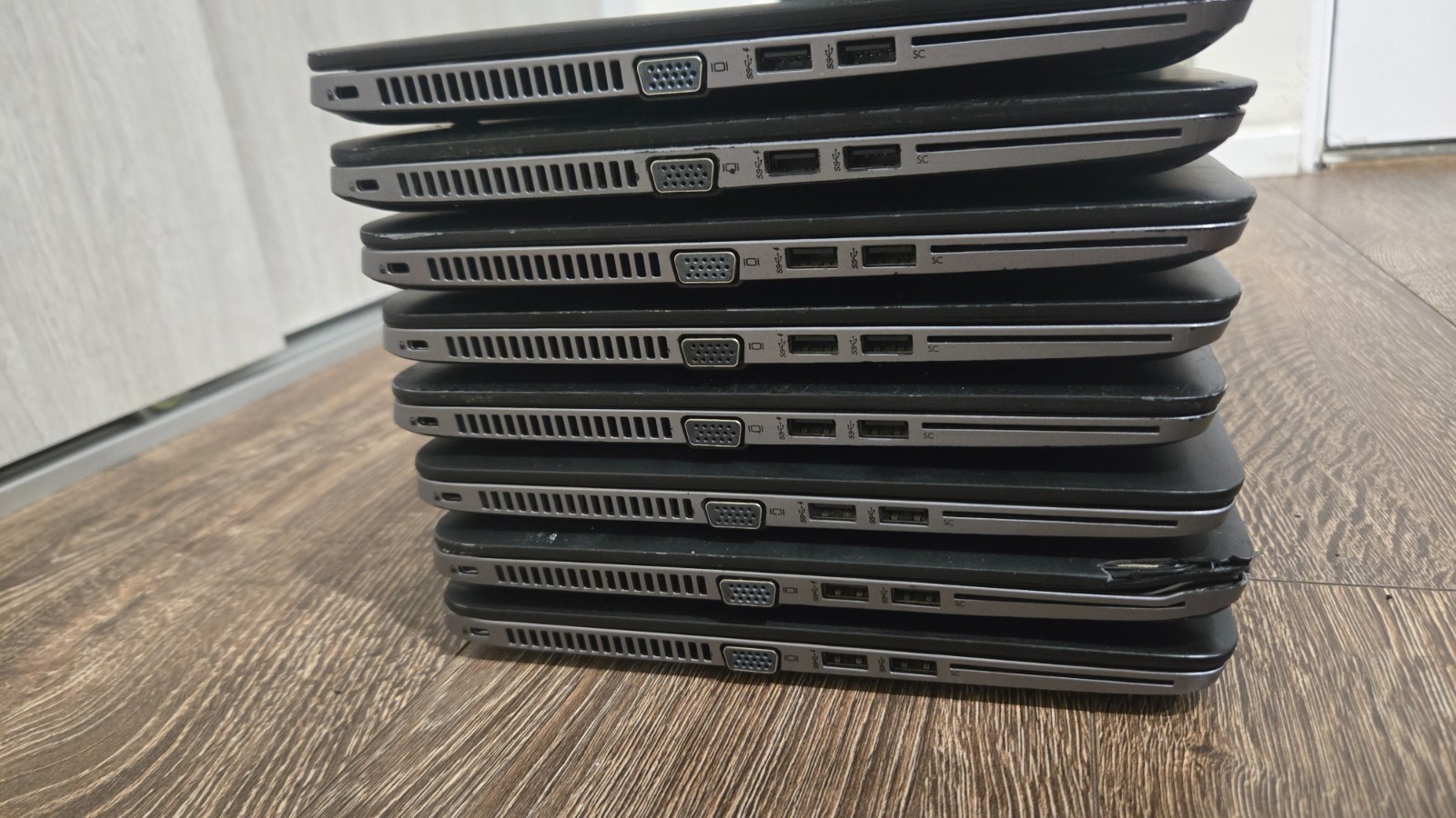 LOT x8 | HP Elitebook 840 G2 14″ Laptop | i5-5300U | 16GB RAM | 256GB SSD | W10P