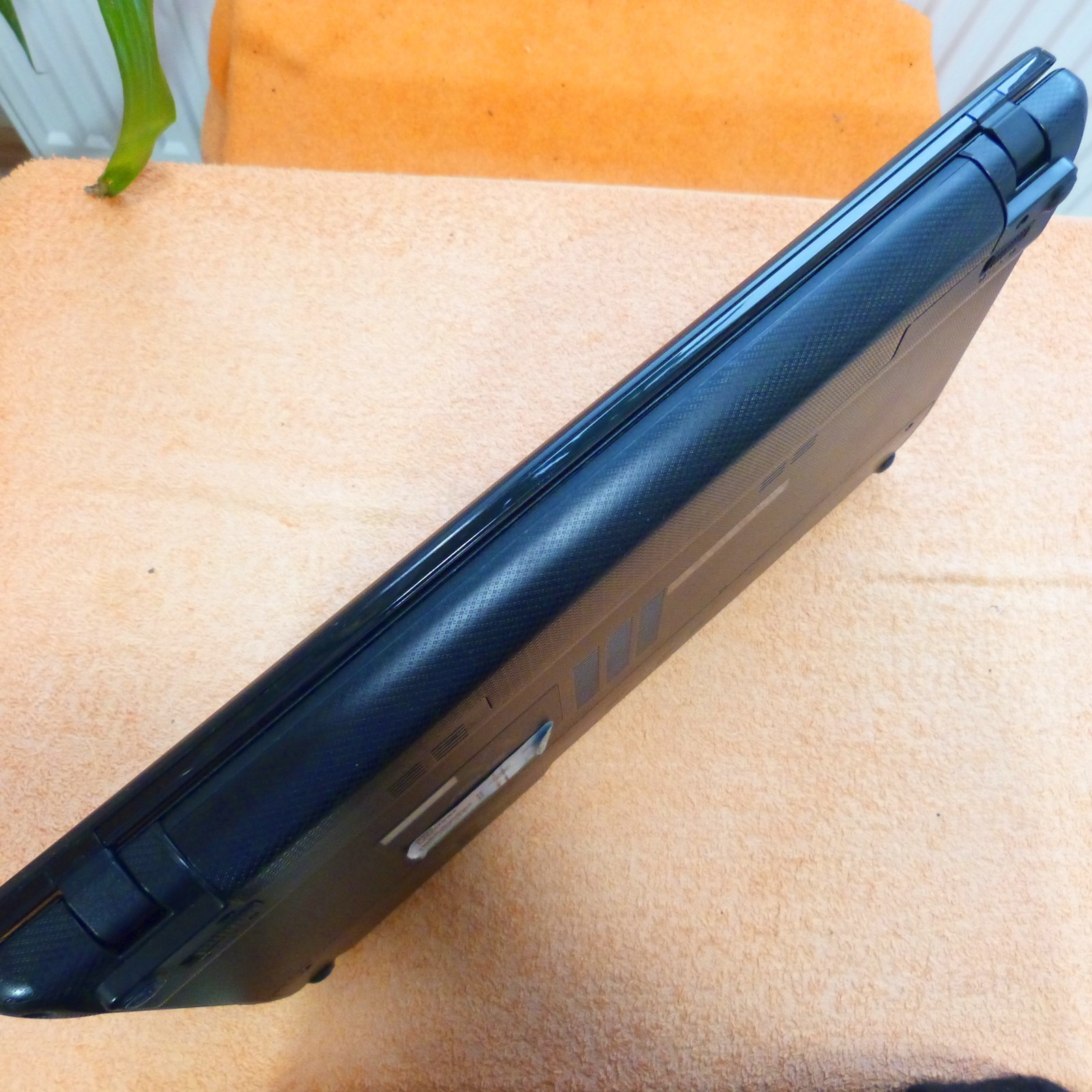 Asus K55 IceCOOL 15″ l 8GB RAM NEW l SSD Windows 11 PRO l BATTERY NEW HDMI USB3